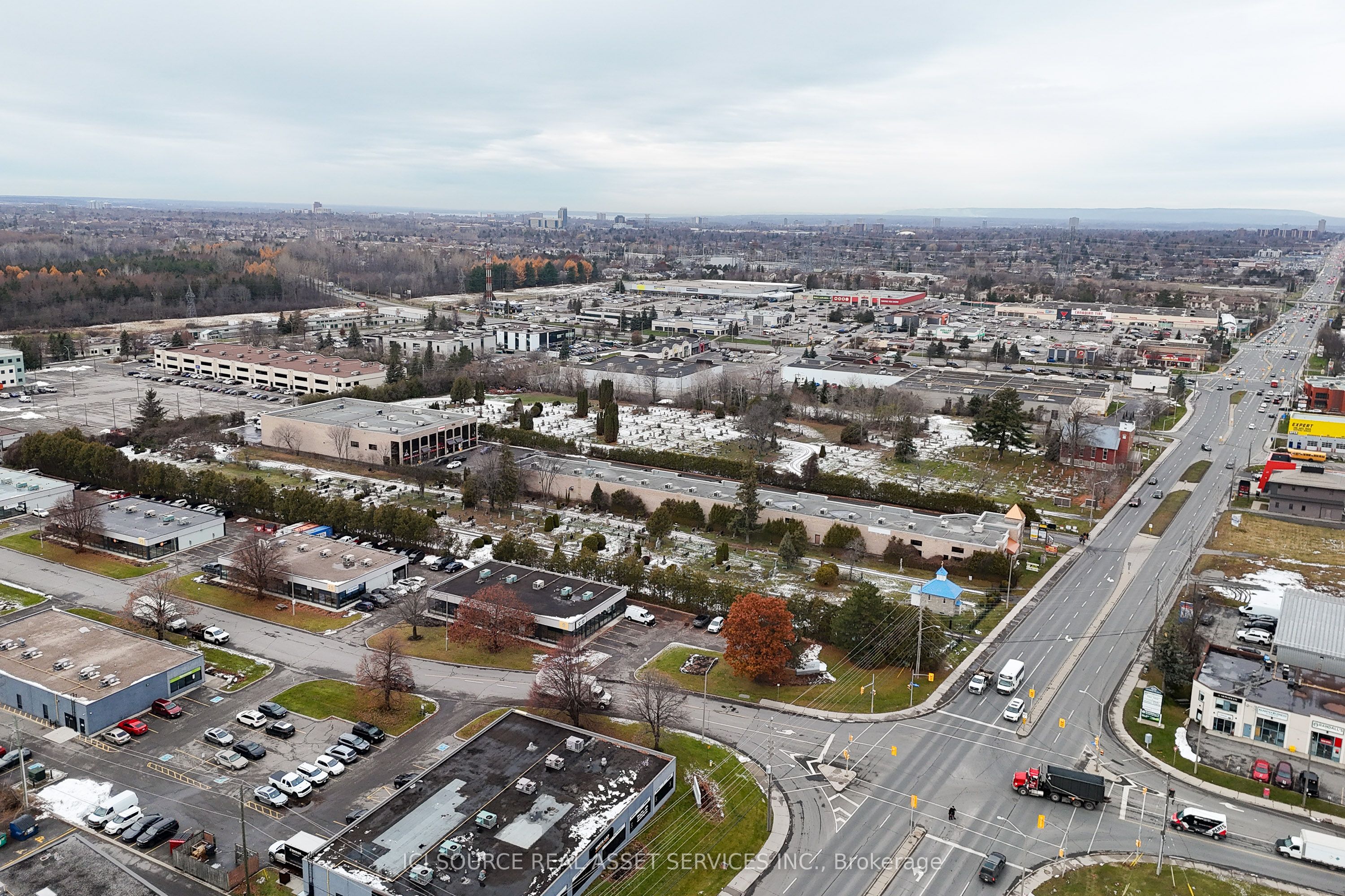 1884 Merivale Road 15 & 16