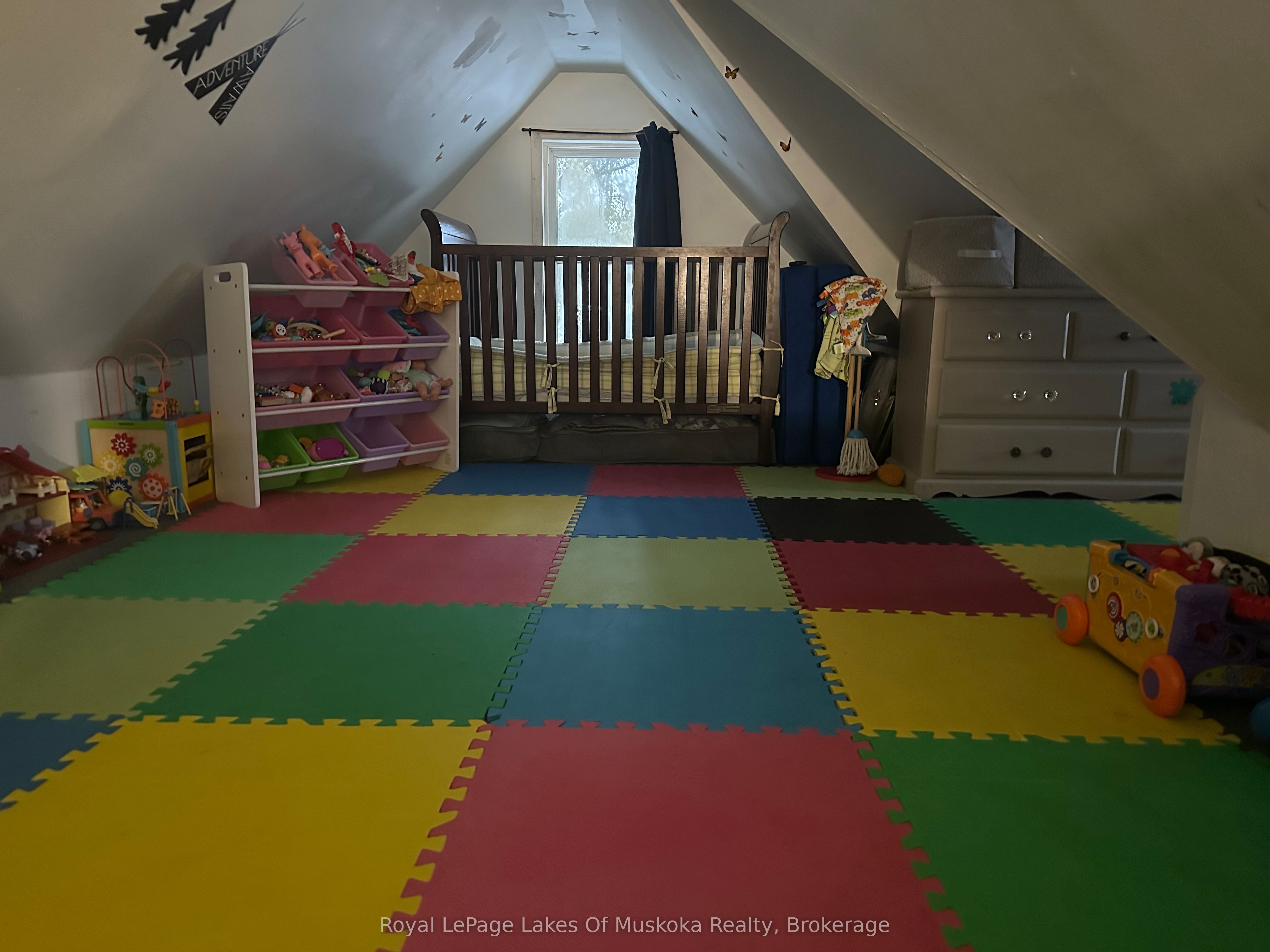 120 Ontario Street Property Photo 5