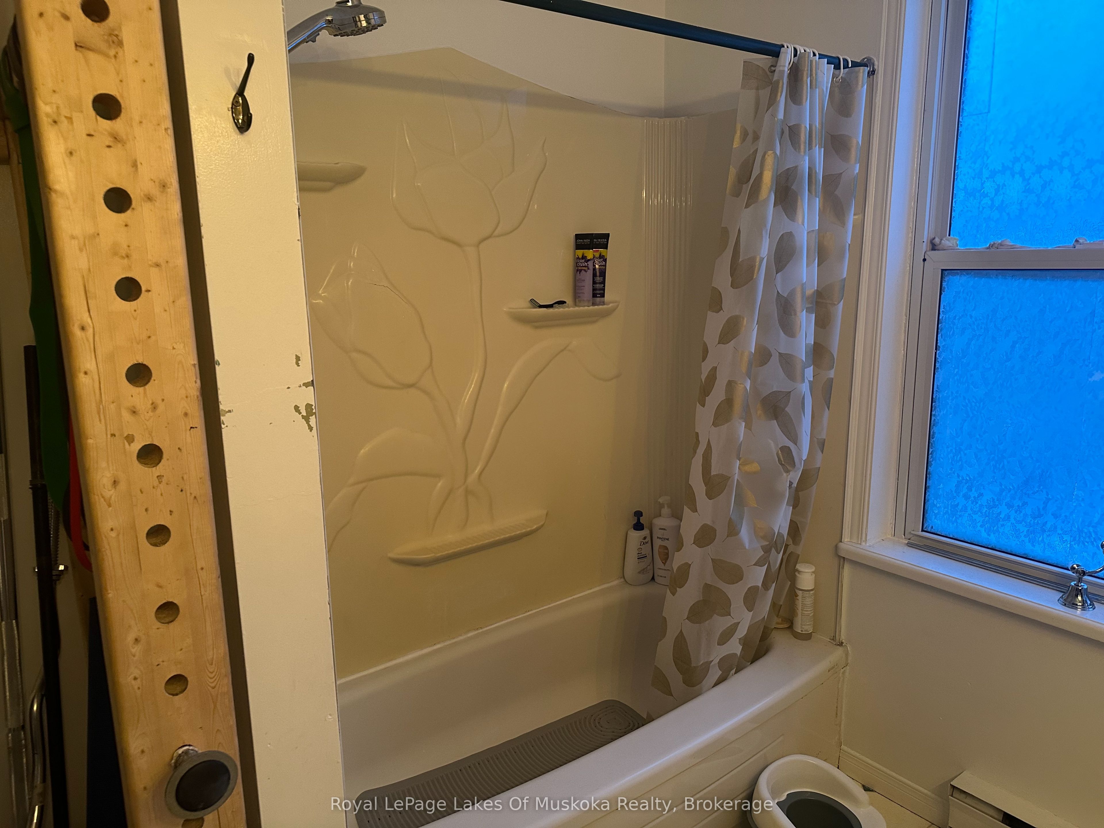 120 Ontario Street Property Photo 8