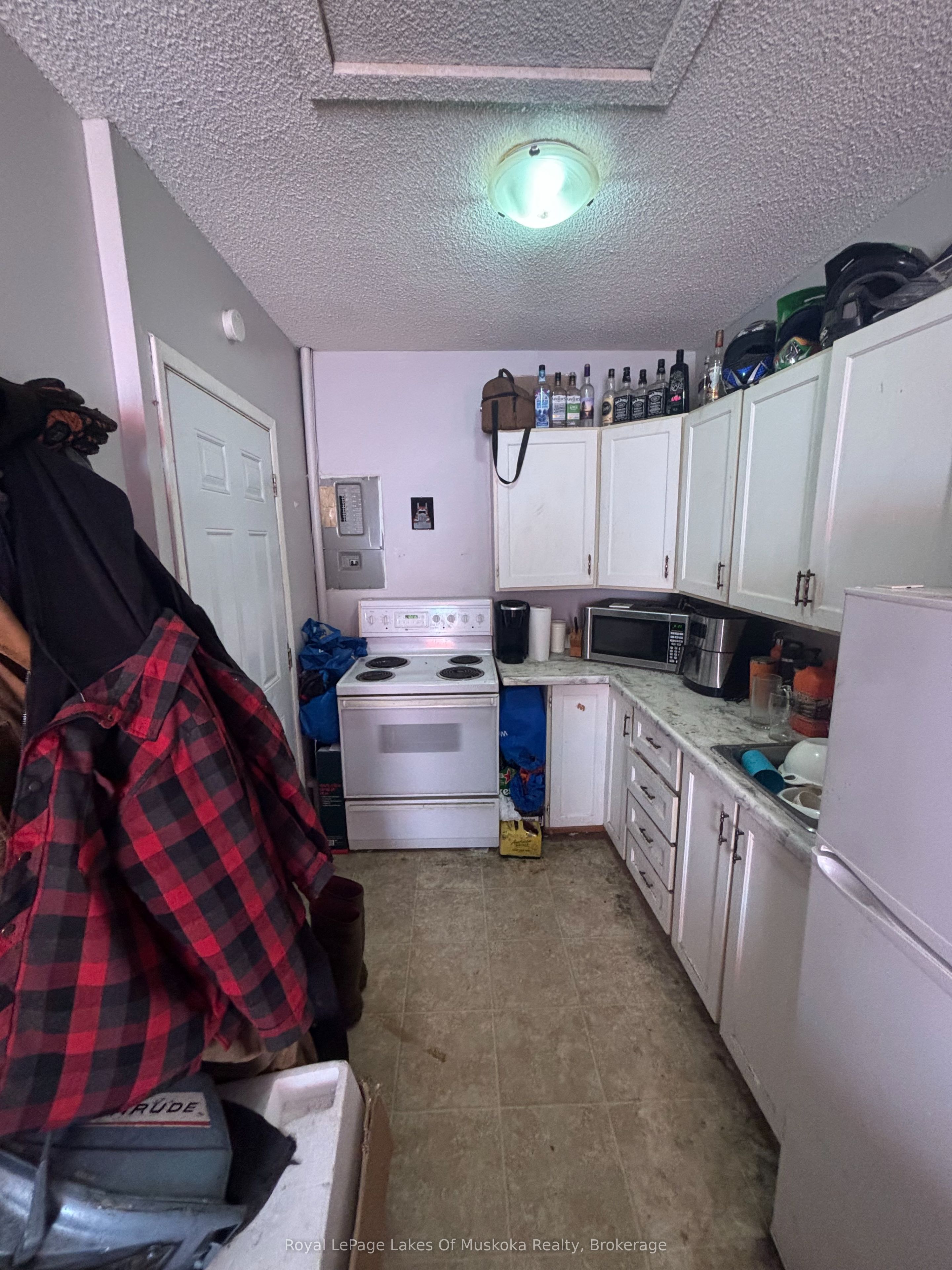 120 Ontario Street Property Photo 10