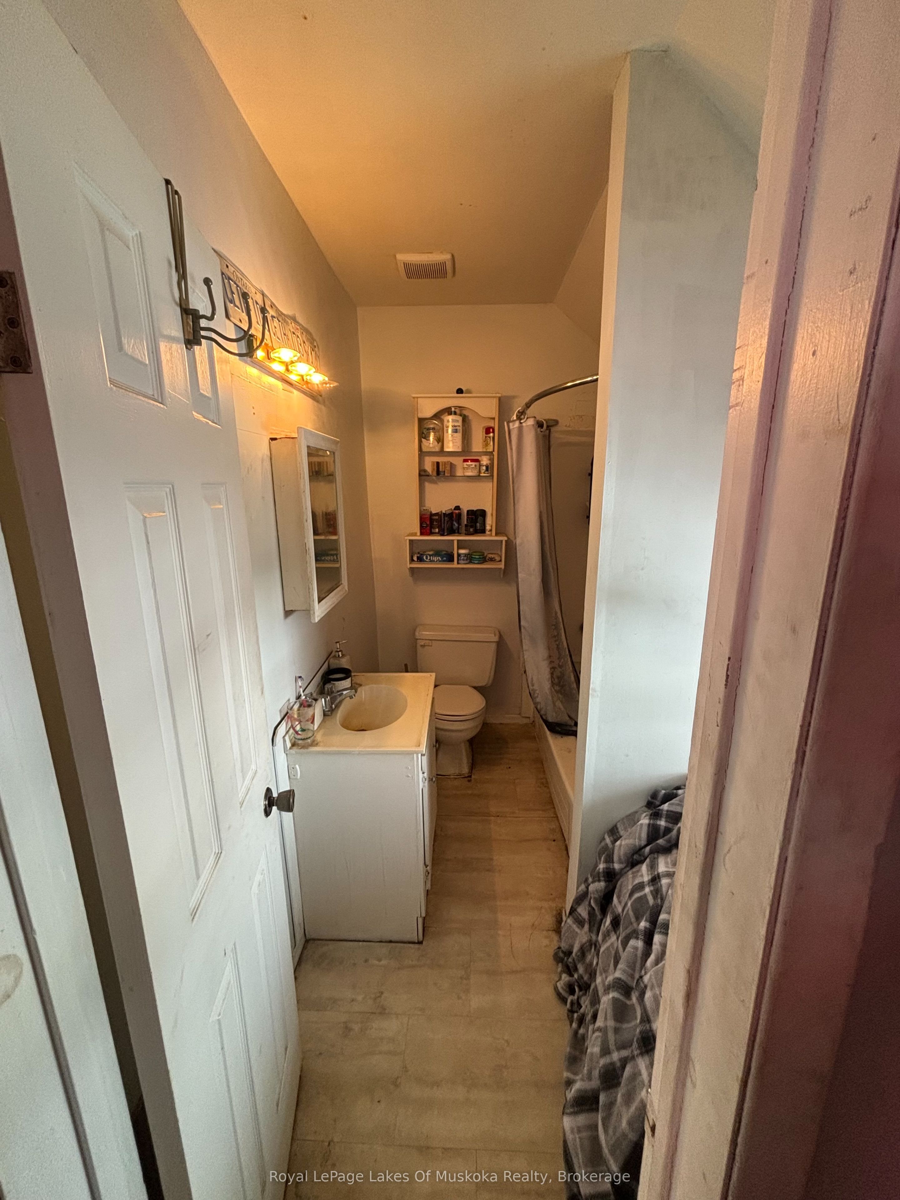 120 Ontario Street Property Photo 11