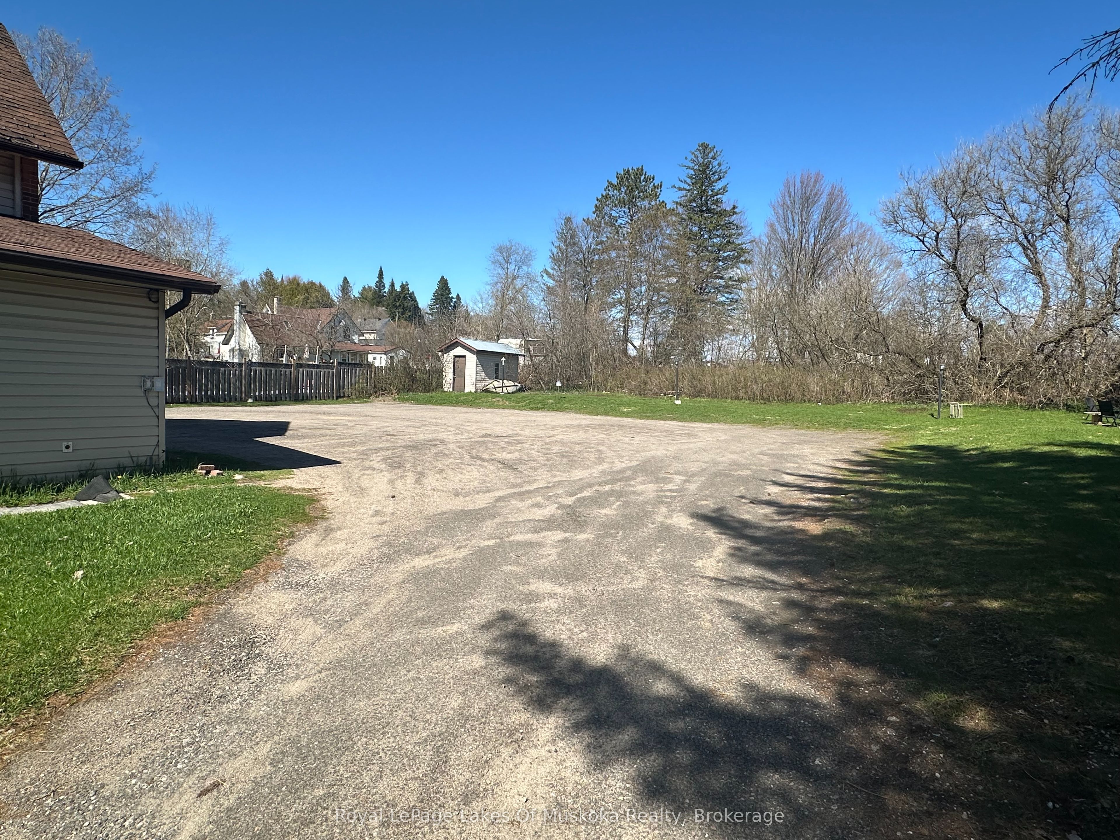 120 Ontario Street Property Photo 15