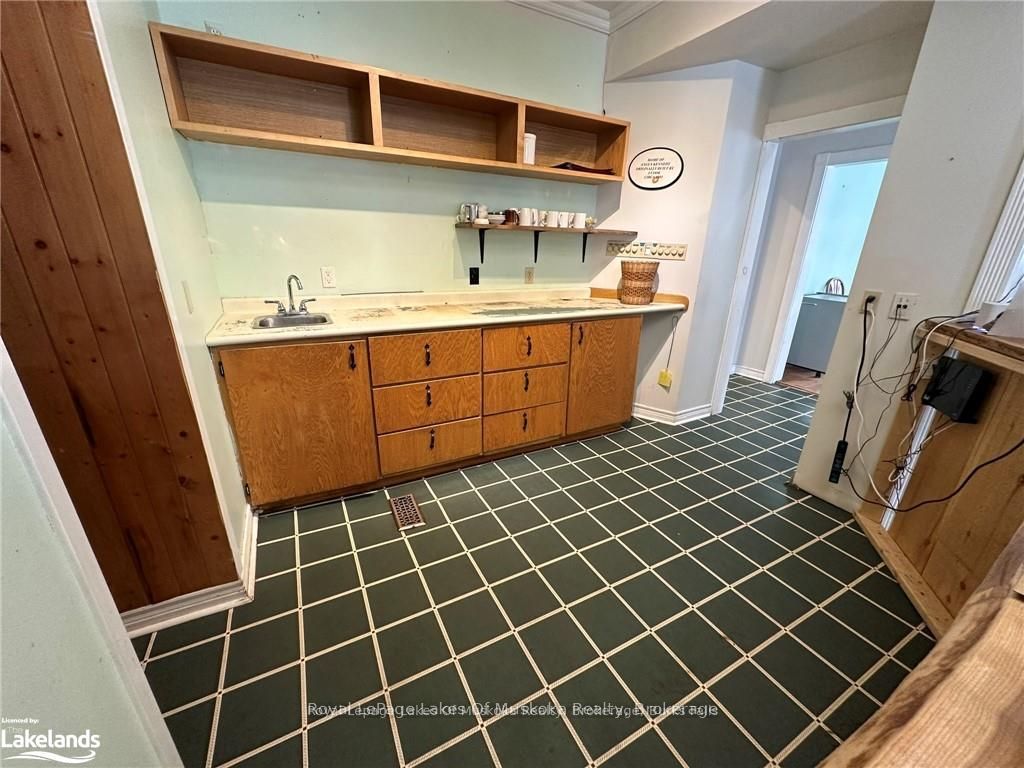 120 Ontario Street Property Photo 19