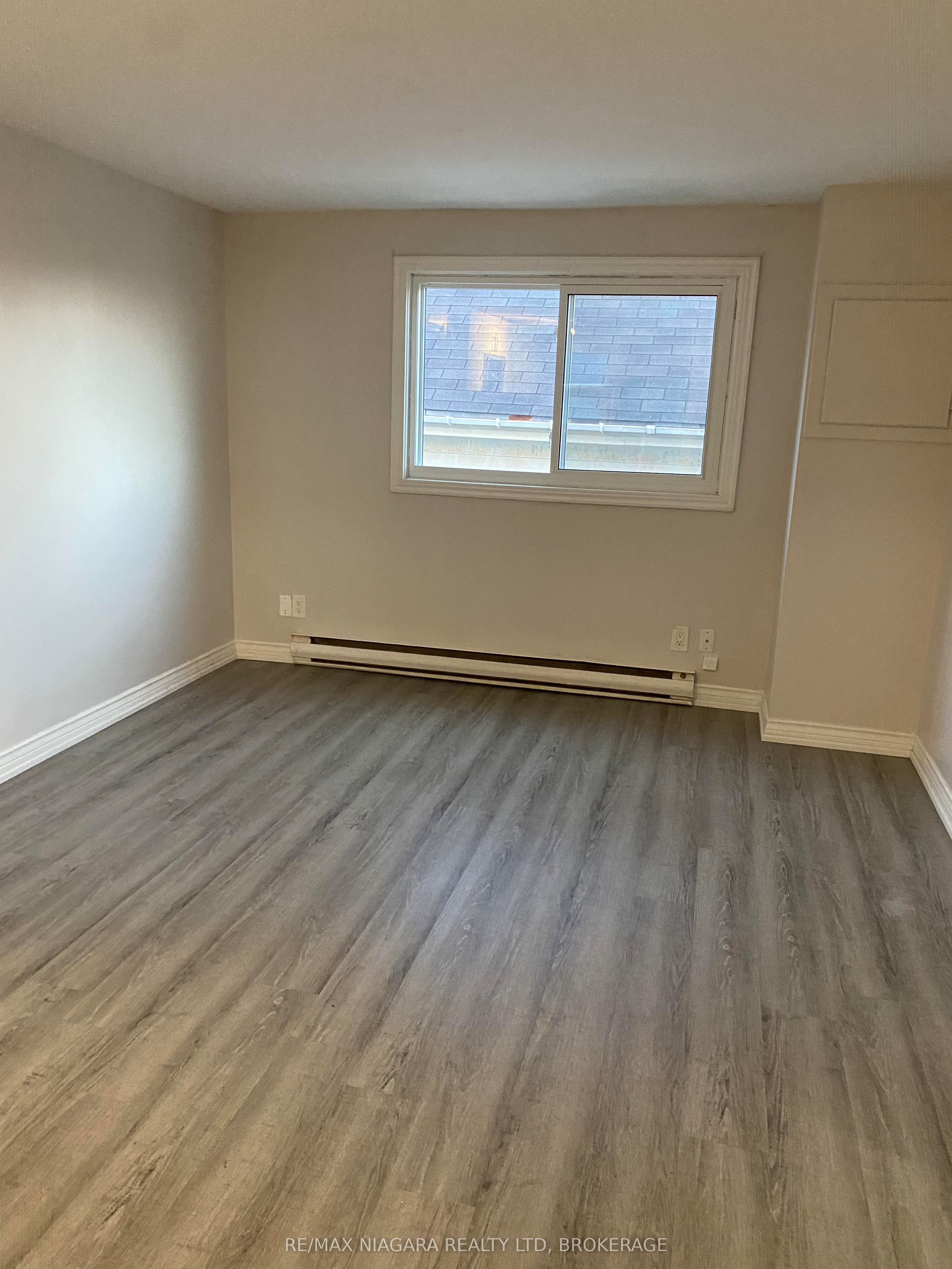 42 Vine Street Property Photo 7