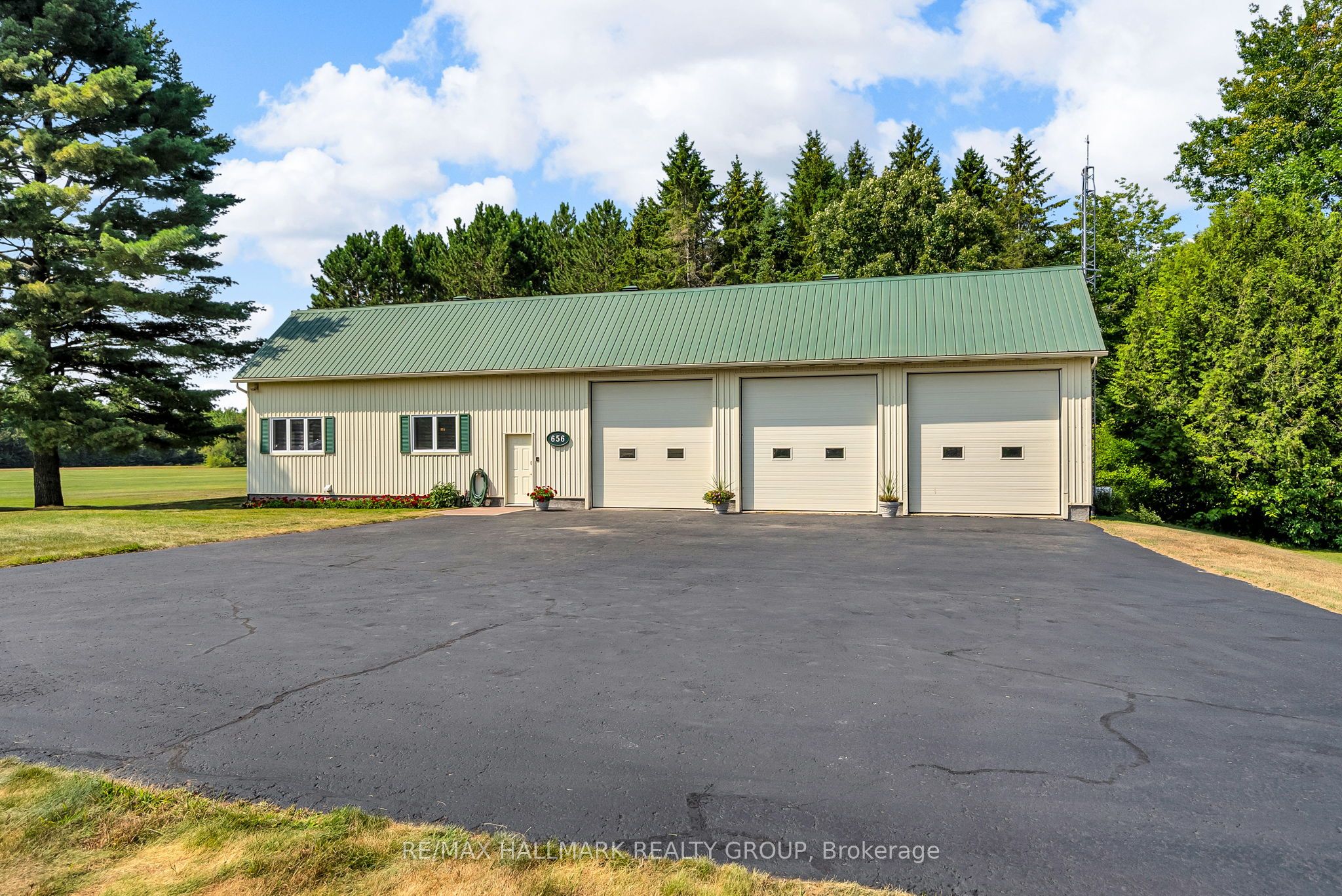 656 Ch Station Road Property Photo 3