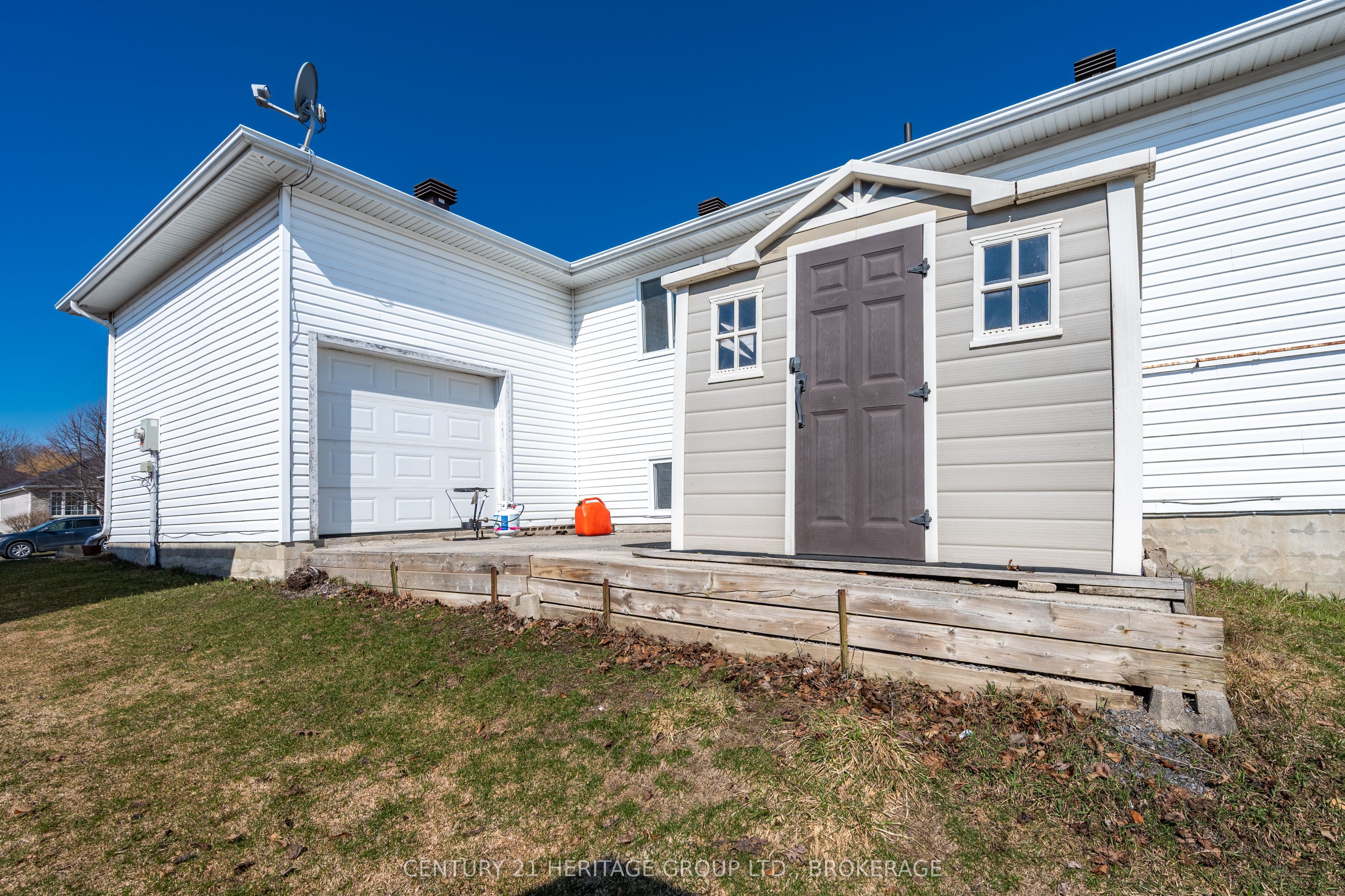 79 Speers Boulevard Property Photo 4