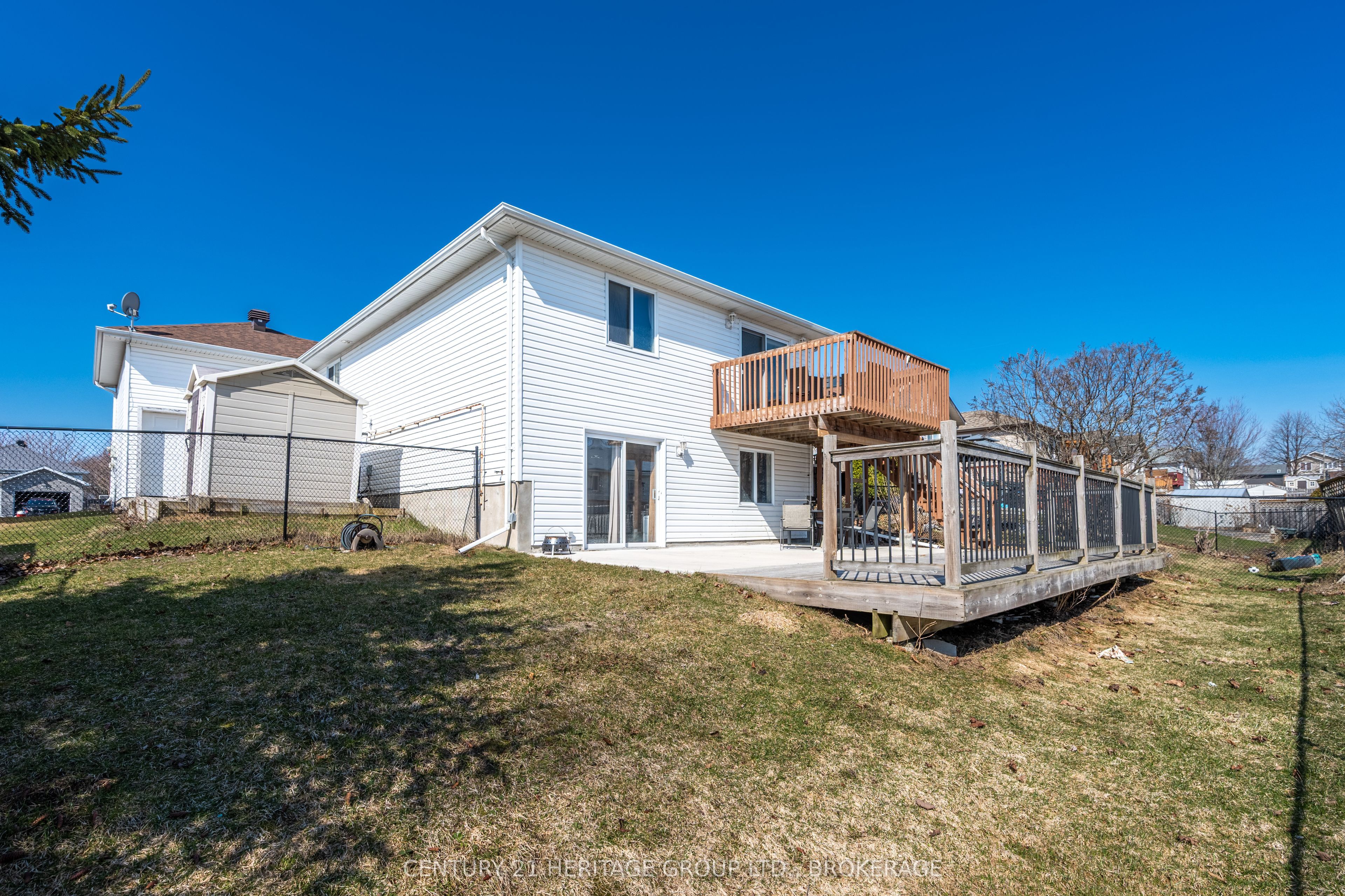 79 Speers Boulevard Property Photo 5