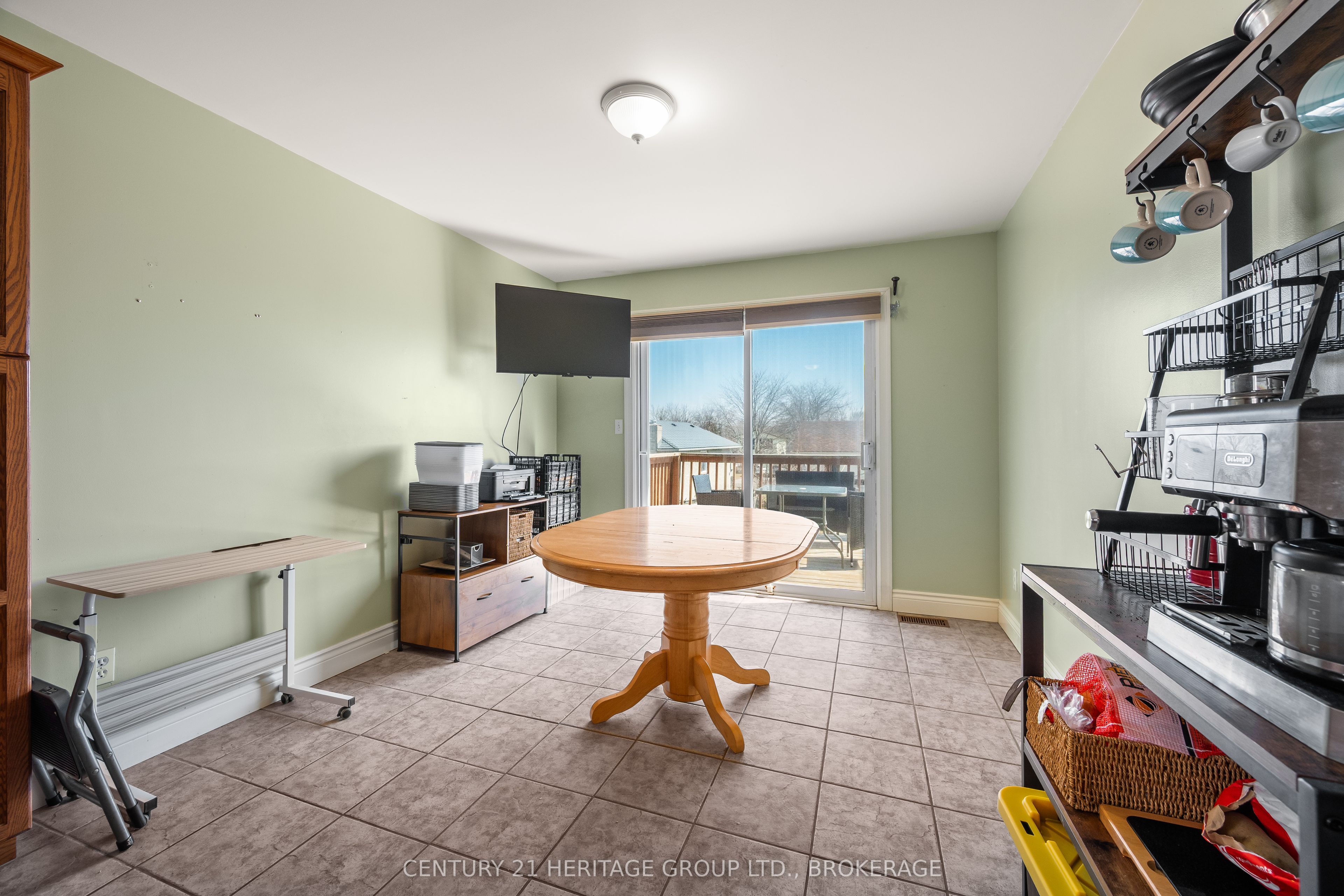 79 Speers Boulevard Property Photo 14