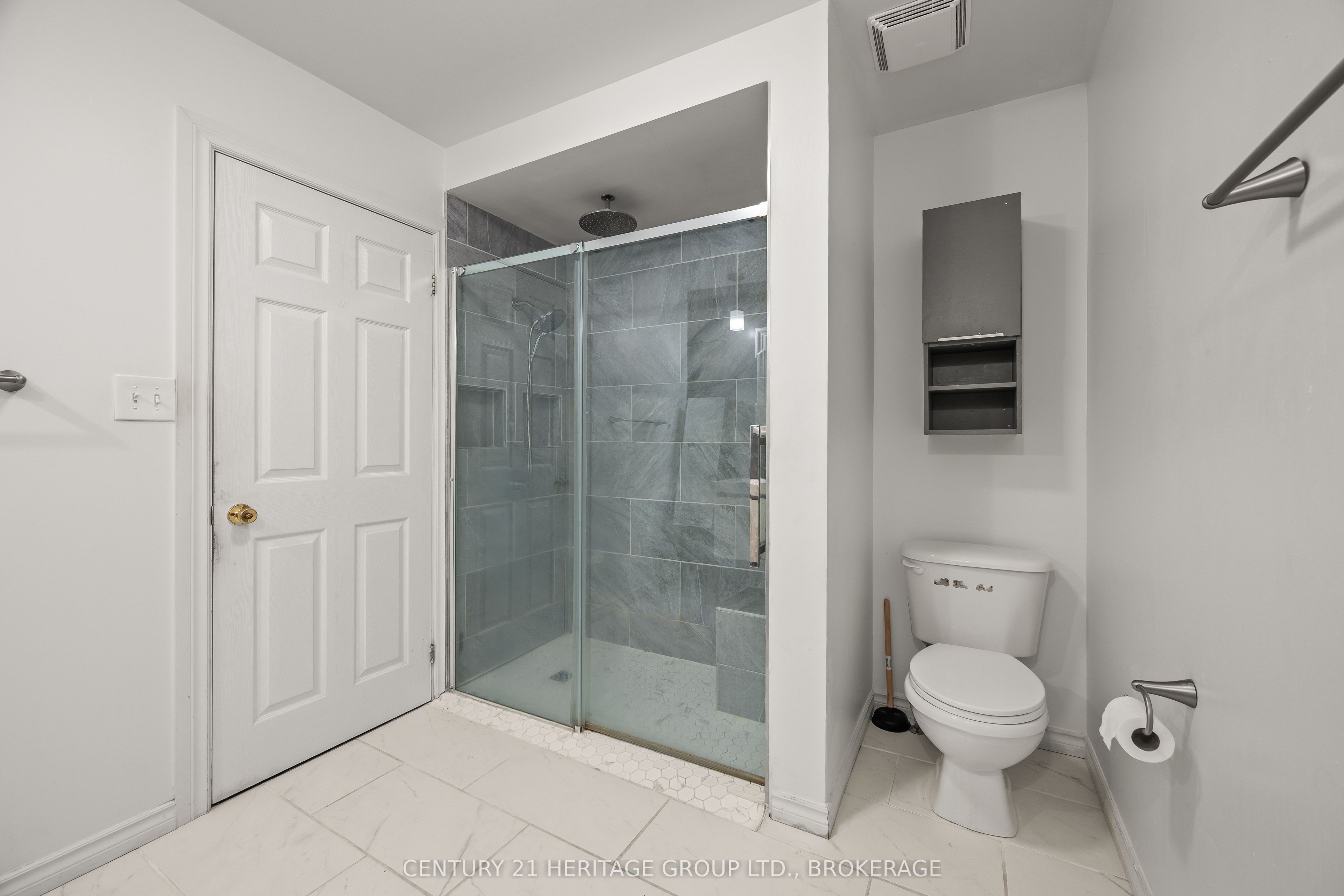 79 Speers Boulevard Property Photo 20