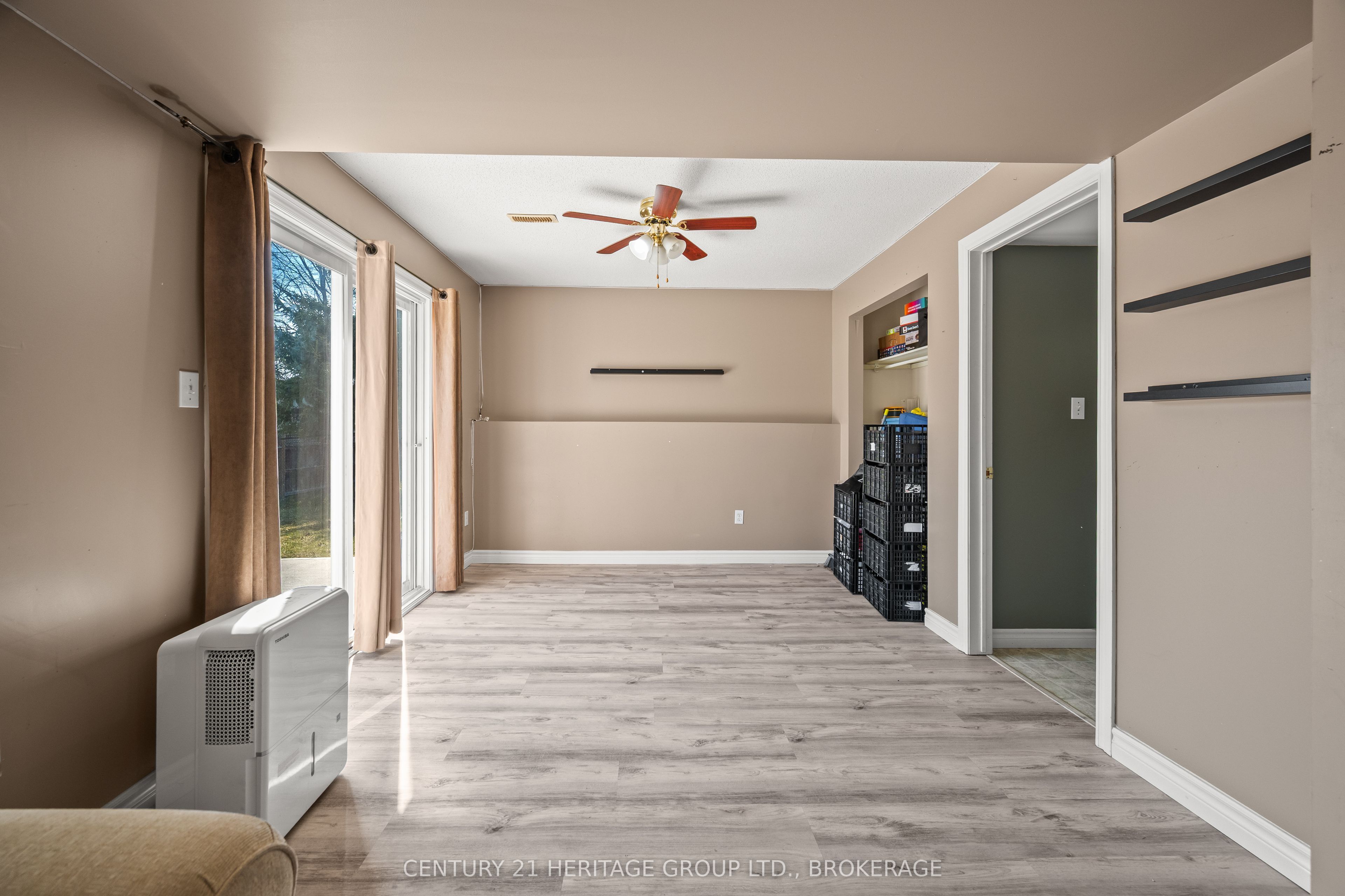 79 Speers Boulevard Property Photo 30