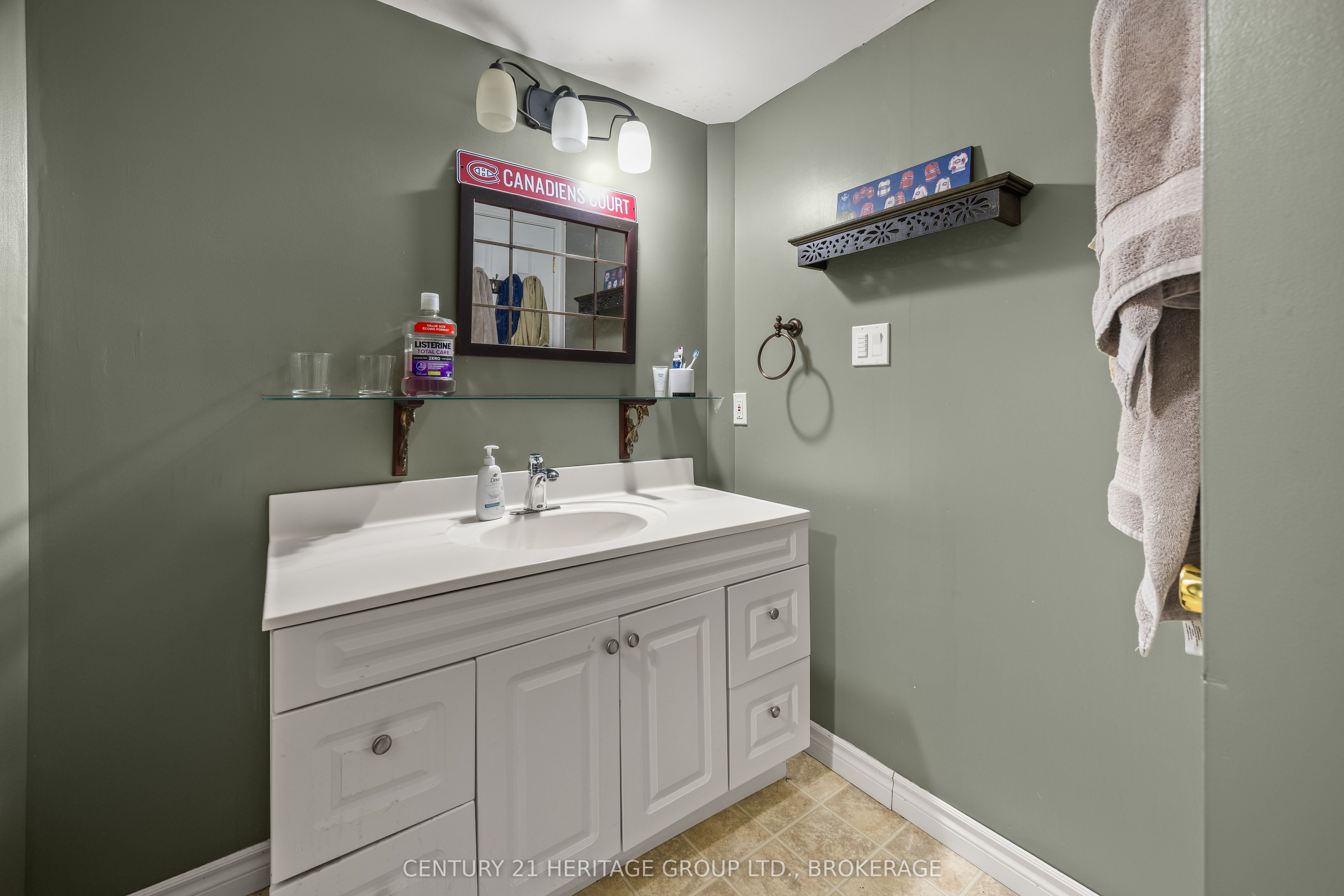 79 Speers Boulevard Property Photo 32