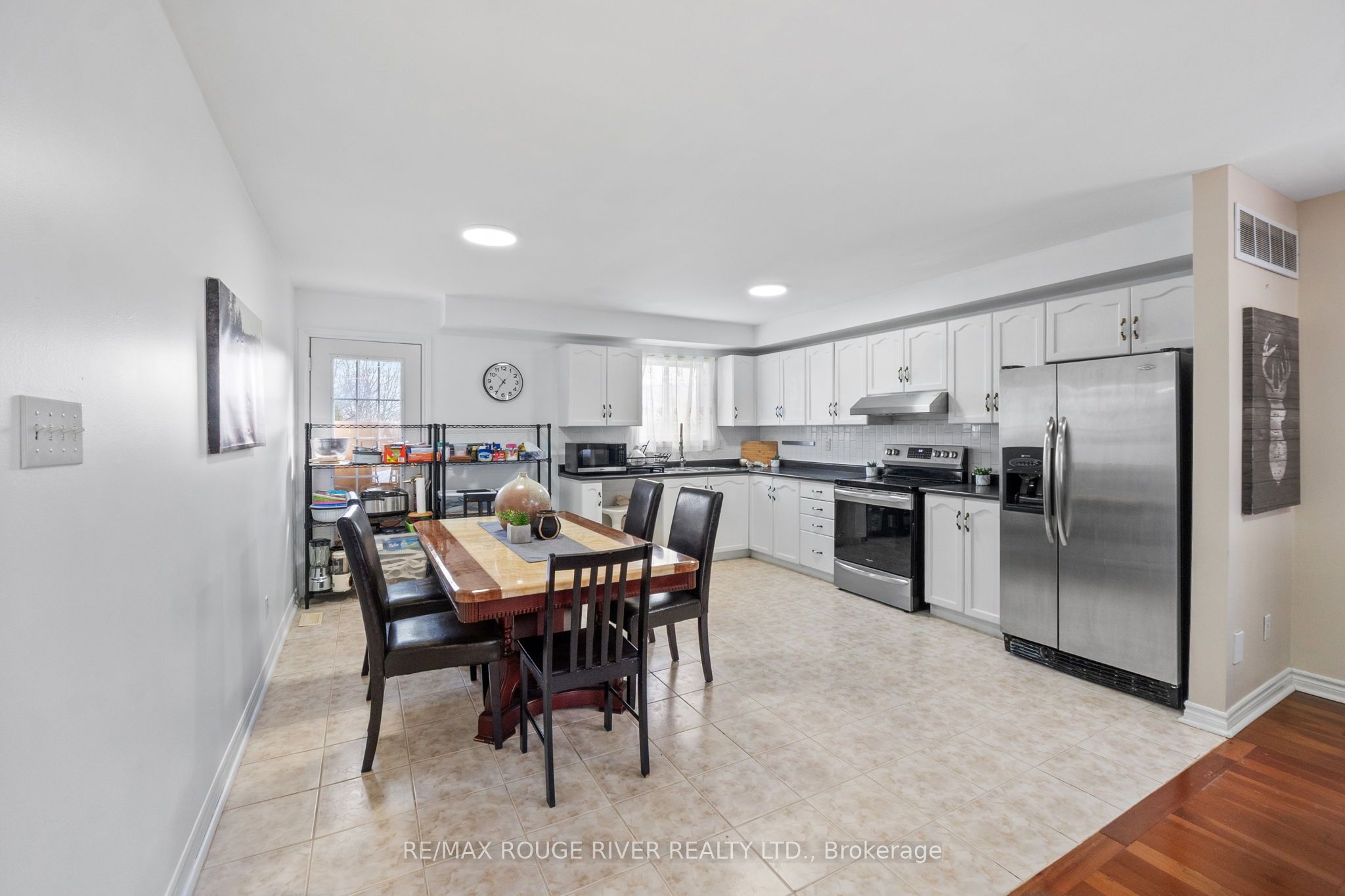 766 Munson Crescent Property Photo 16