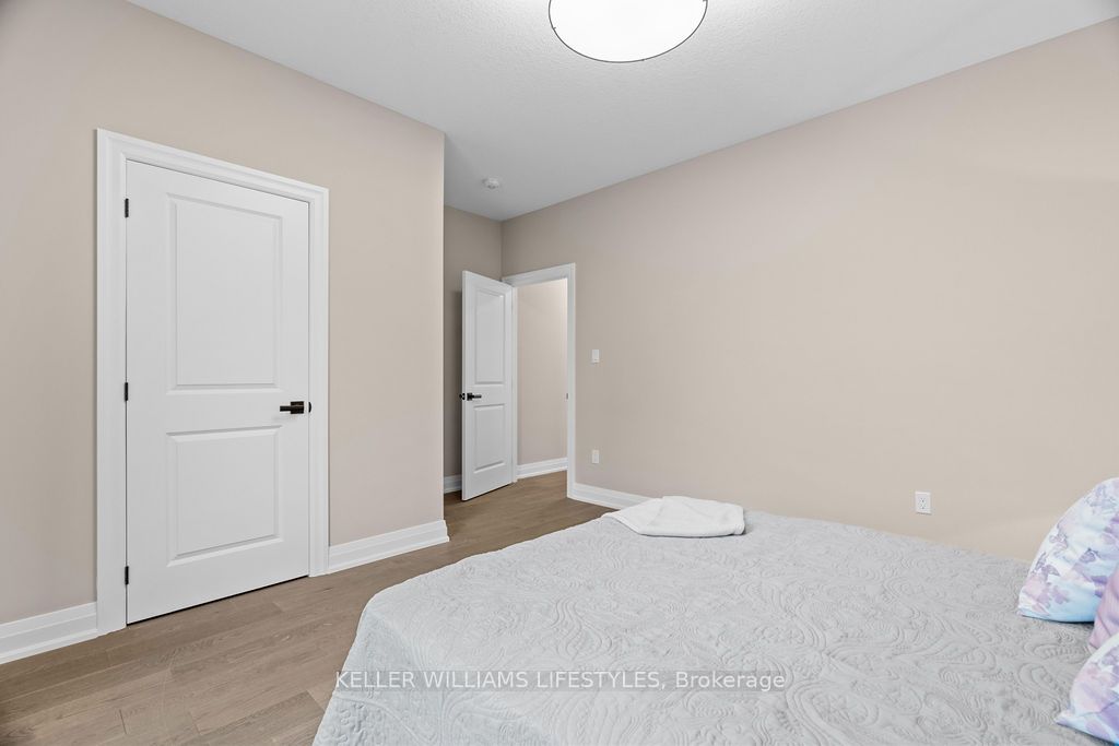 28 Alexander Gate Property Photo 21