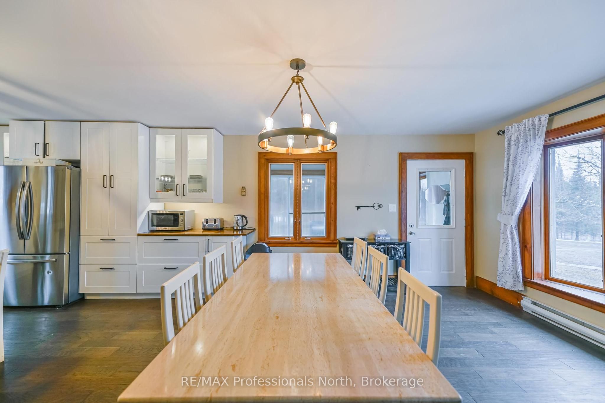 2481 North Shore Road Property Photo 4