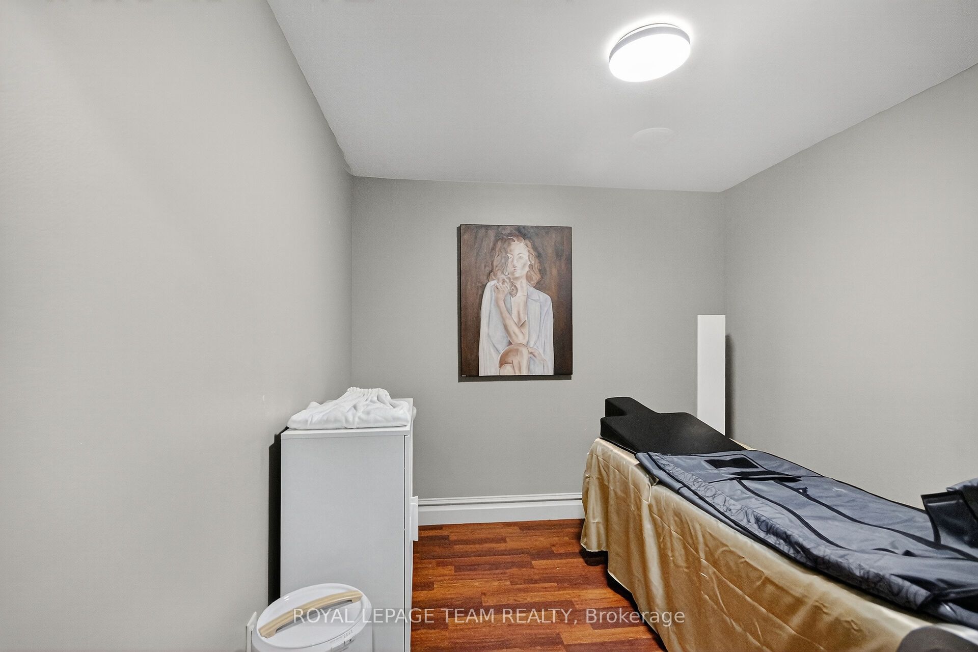 629 St Lawrence Street Property Photo 16