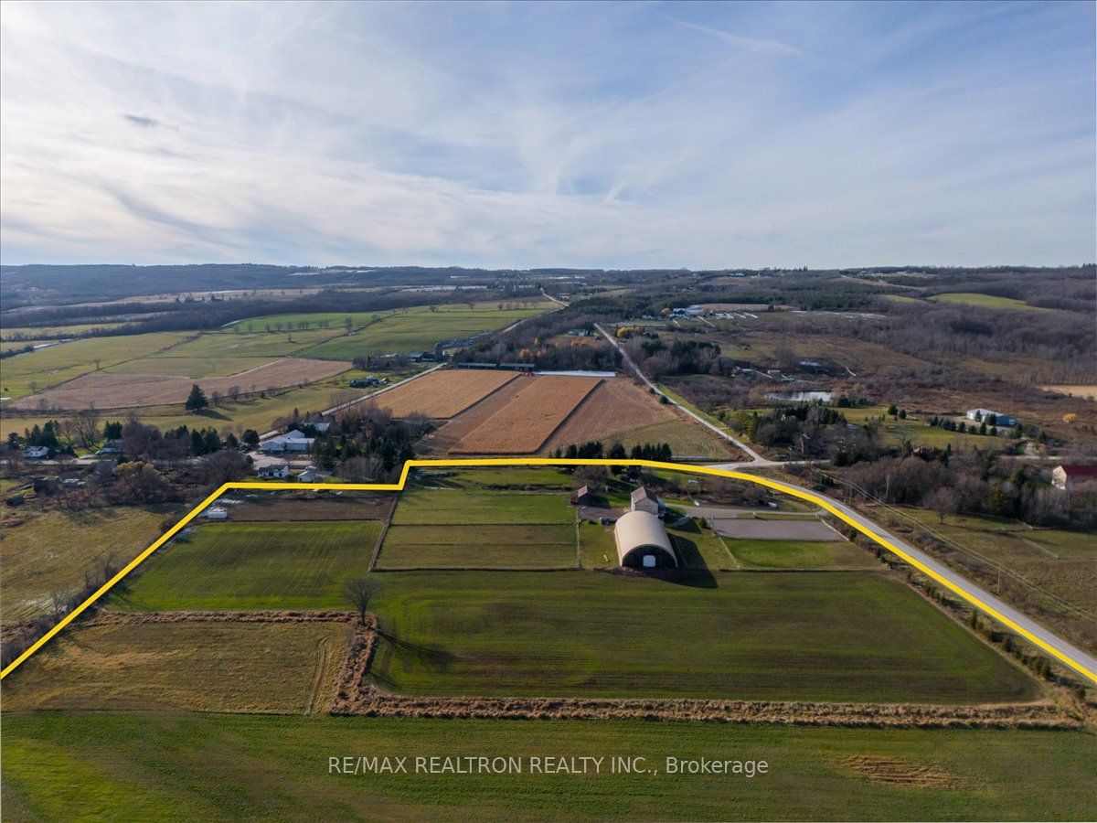 236787 13 Grey Road Property Photo 48