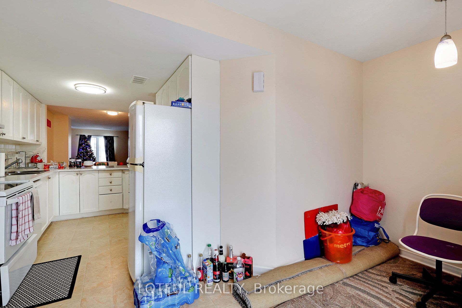576 Lakeridge Drive Property Photo 12