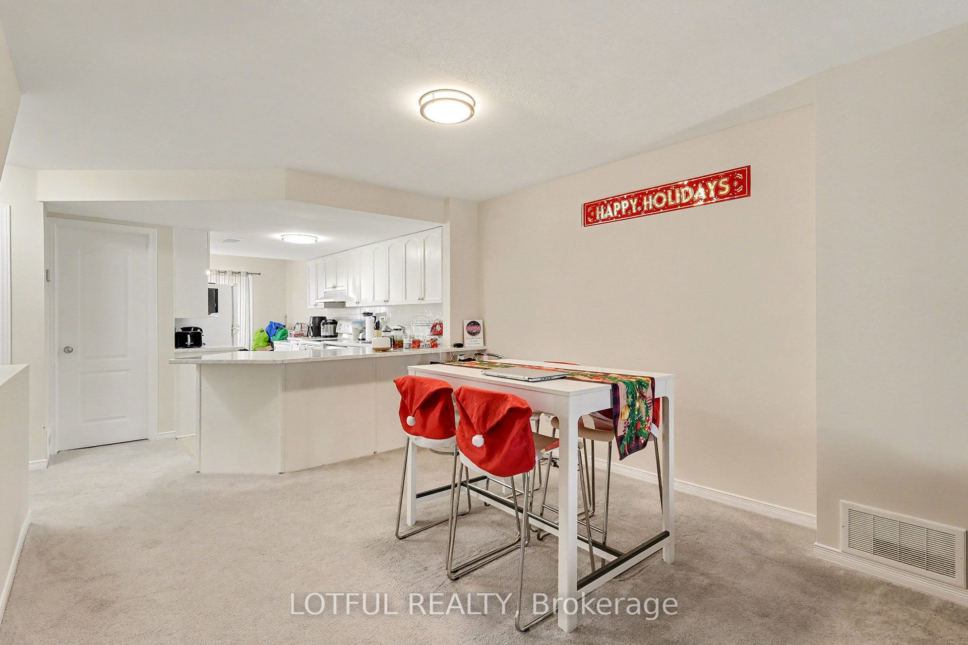 576 Lakeridge Drive Property Photo 17