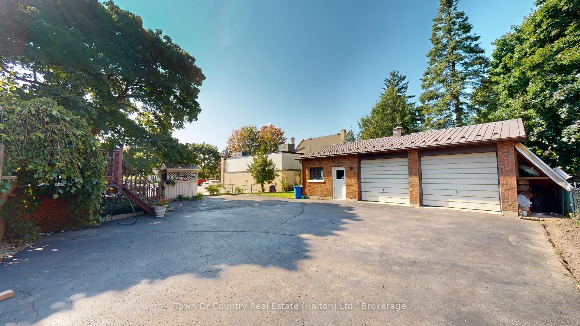 540 10th Avenue Property Photo 4
