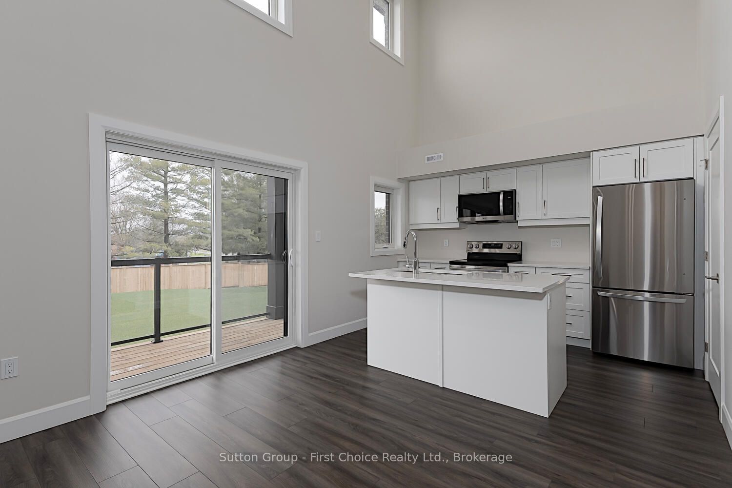 3202 Vivian Line Unit 30 Property Photo 7