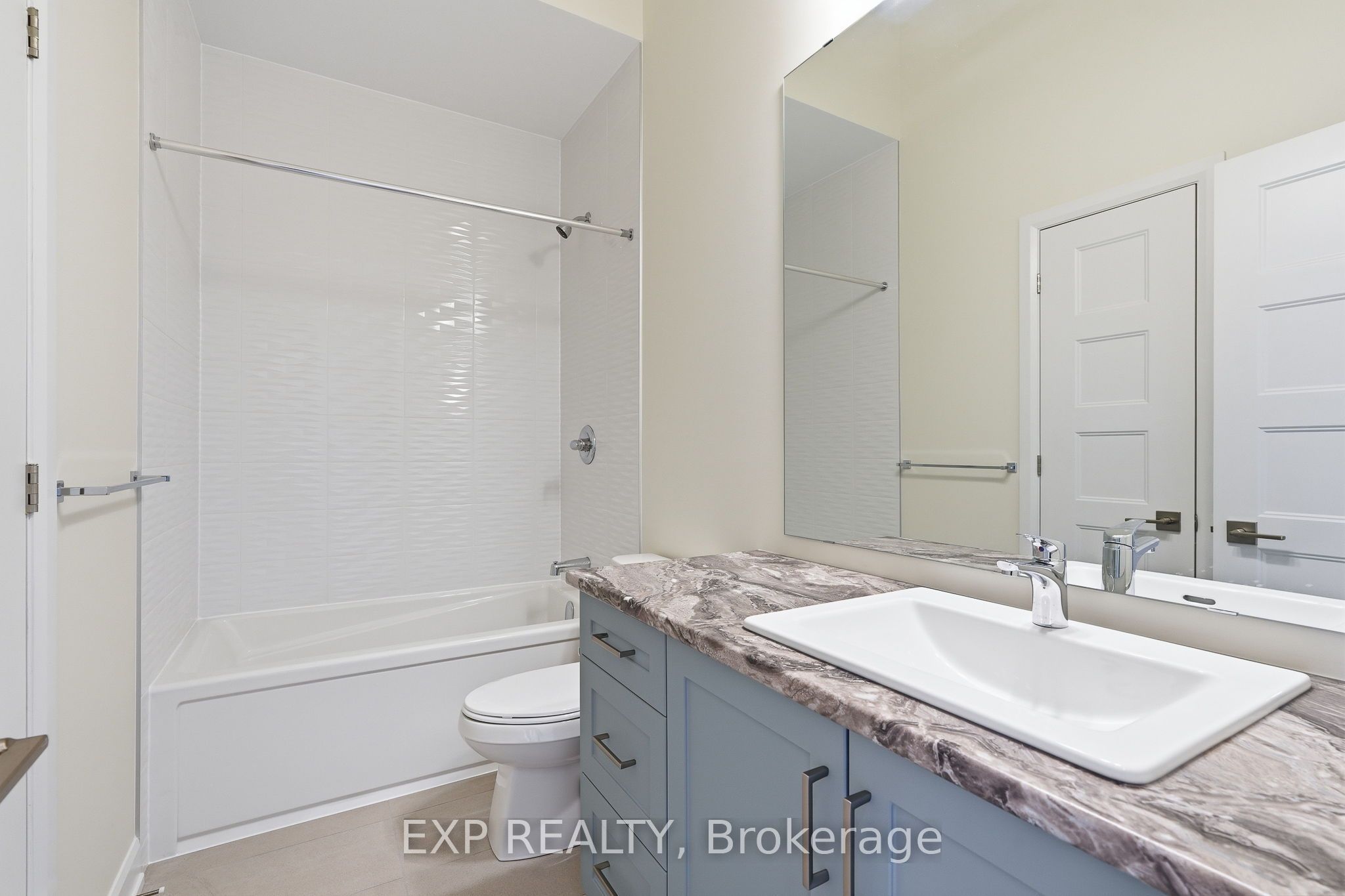 71 Hughes Circle Property Photo 6