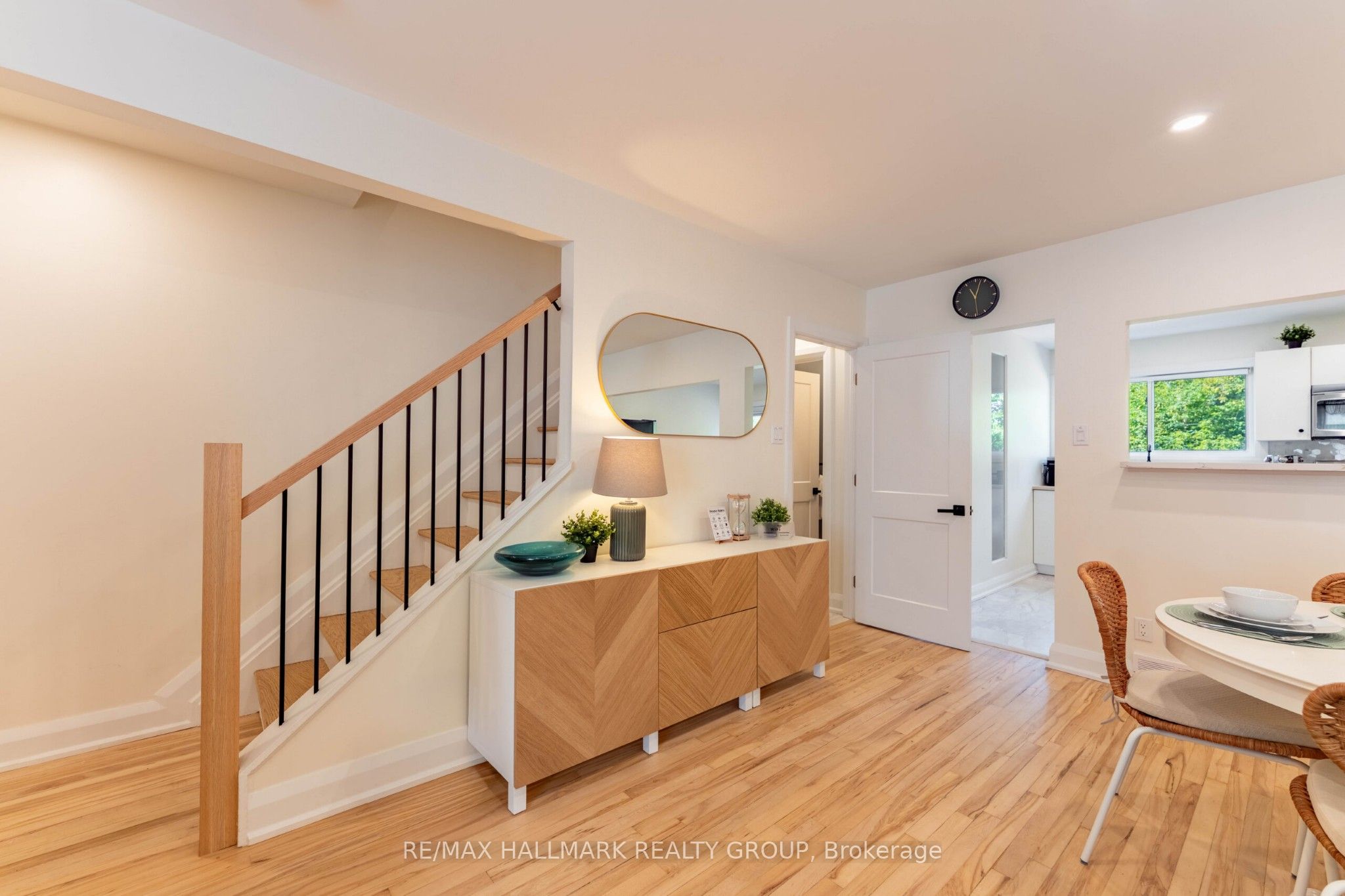 820 Grenon Avenue Property Photo 7