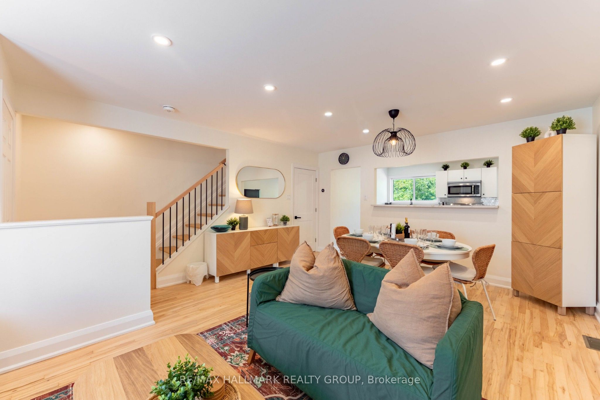 820 Grenon Avenue Property Photo 13