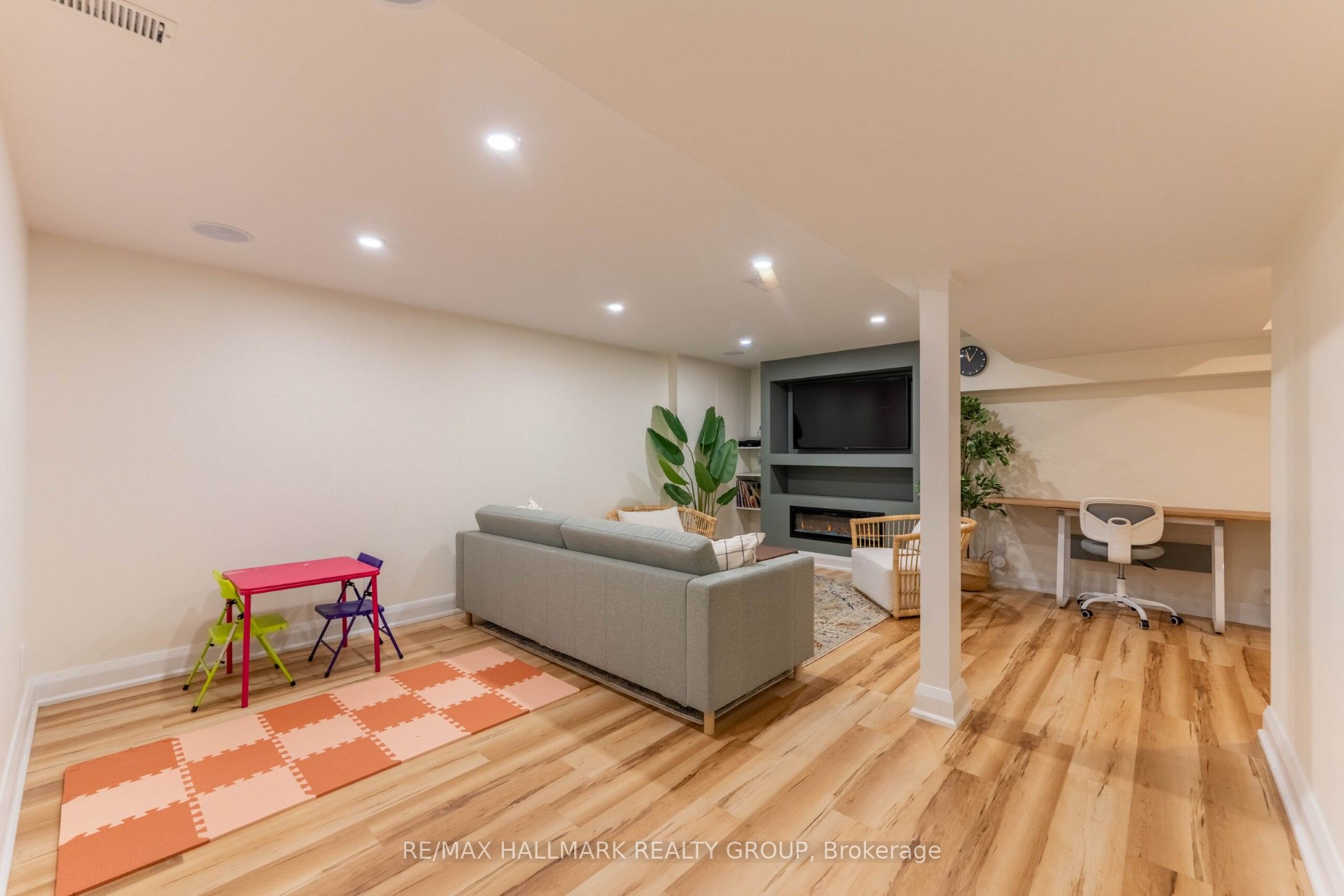 820 Grenon Avenue Property Photo 31