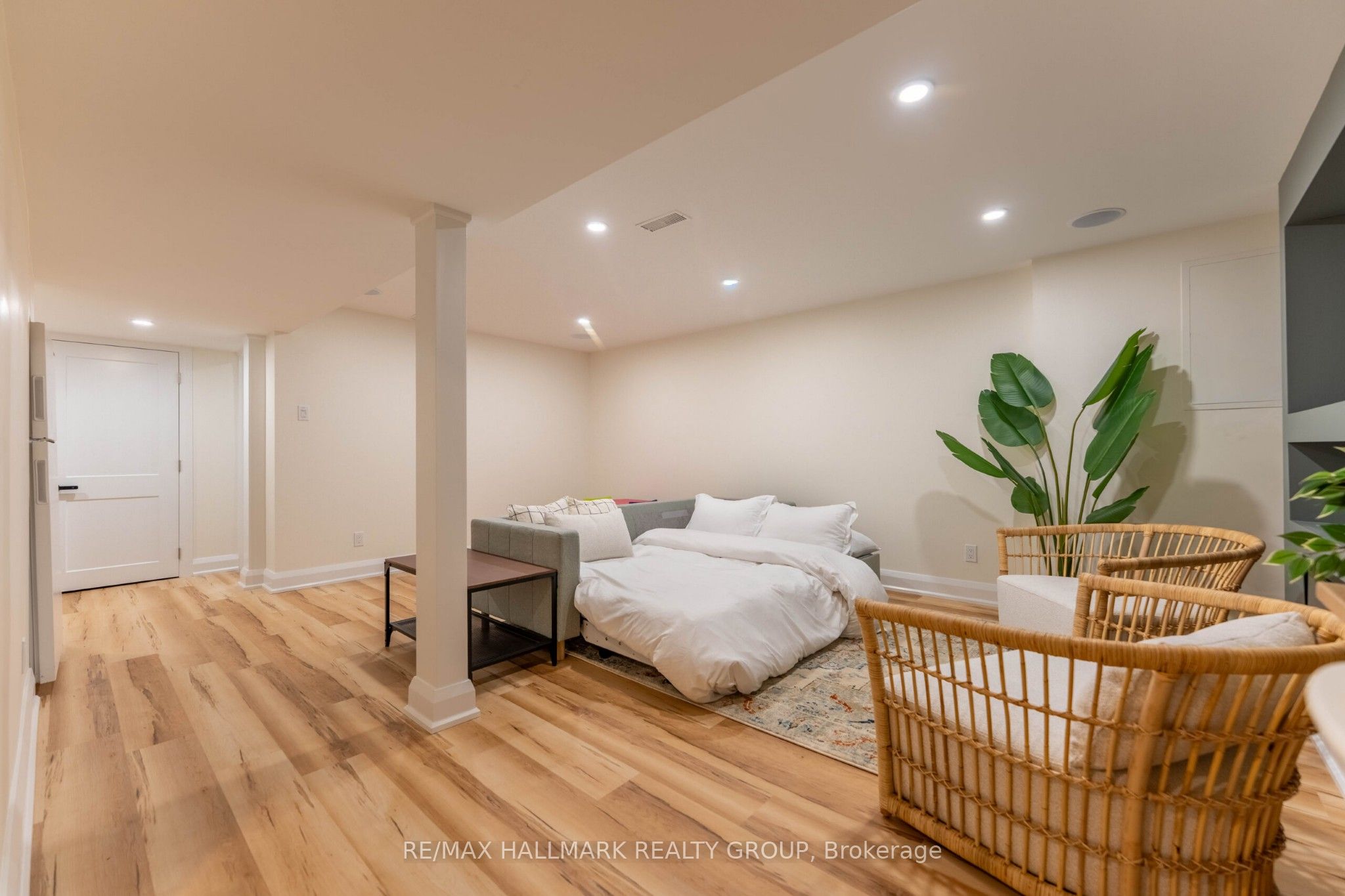 820 Grenon Avenue Property Photo 34