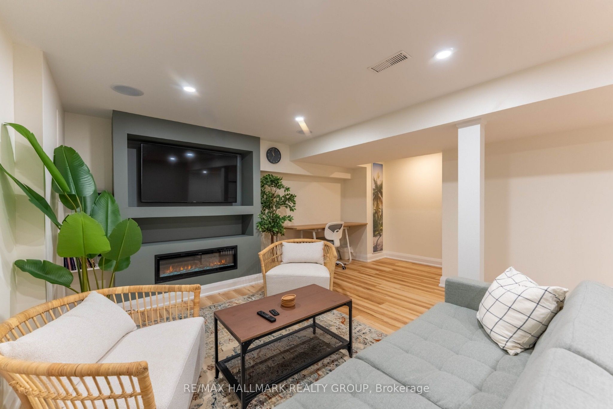 820 Grenon Avenue Property Photo 37