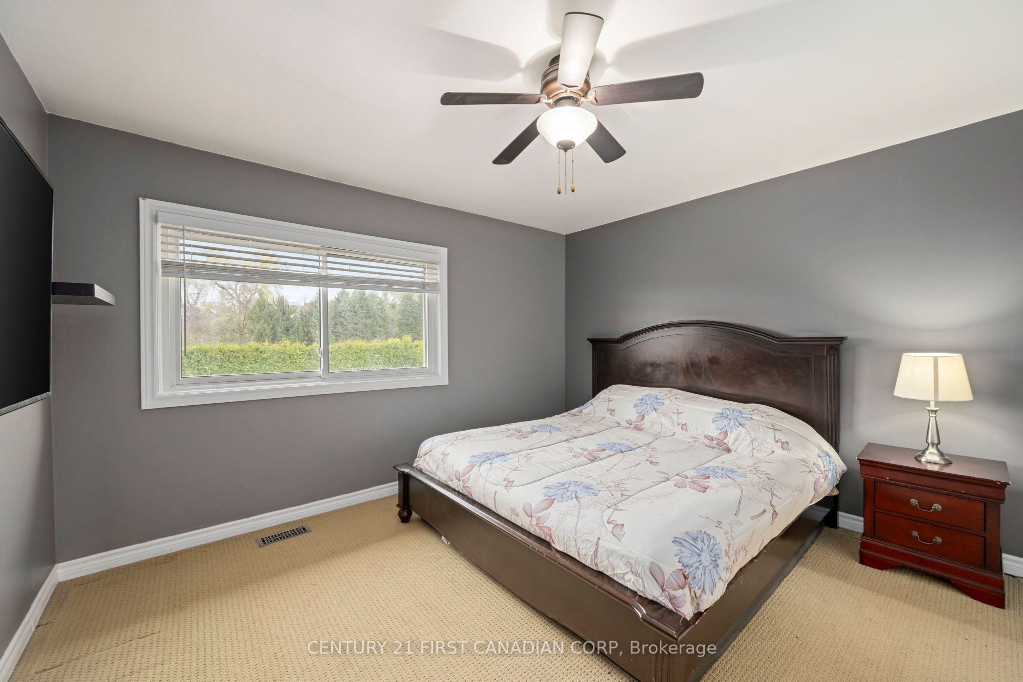 2720 Catherine Street Property Photo 15