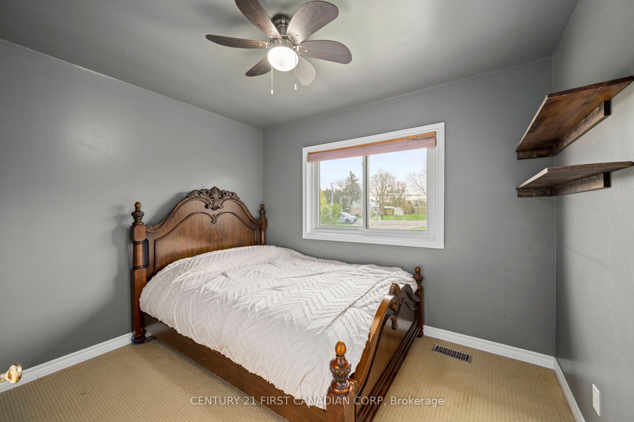 2720 Catherine Street Property Photo 17