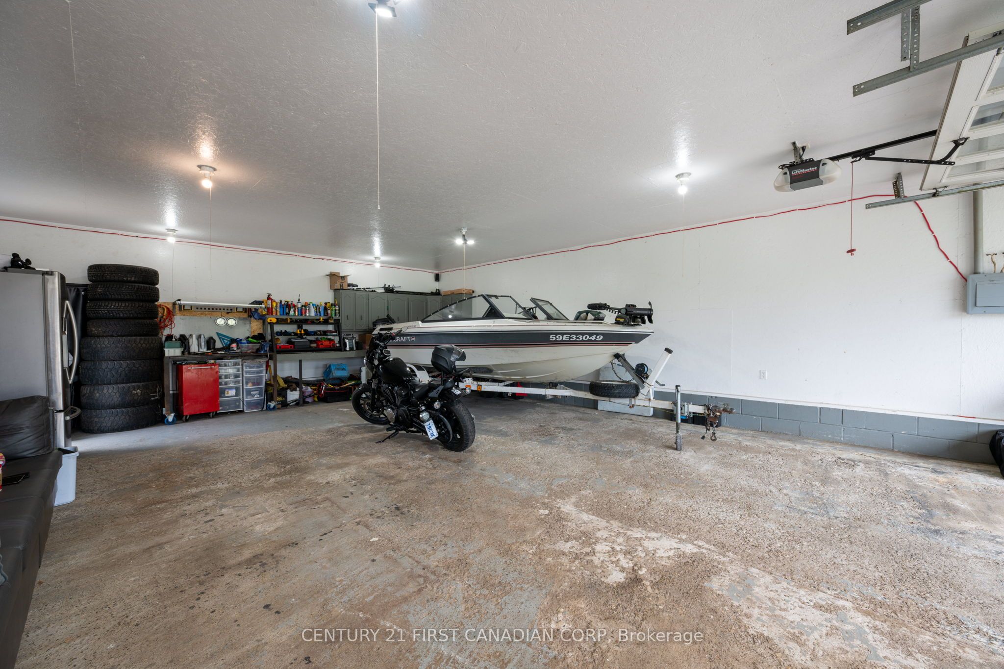 2720 Catherine Street Property Photo 29