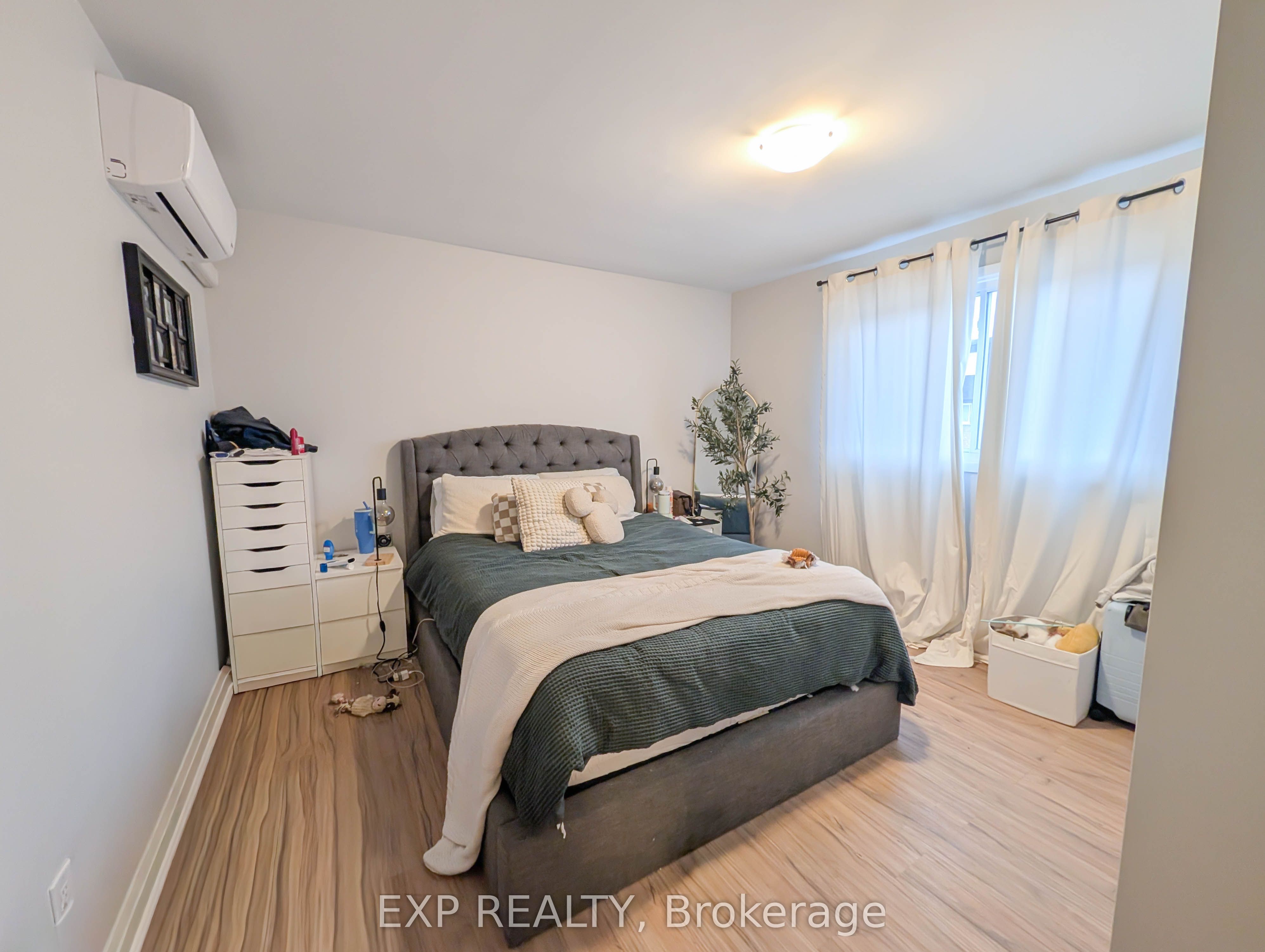 81 Empire Street Property Photo 13