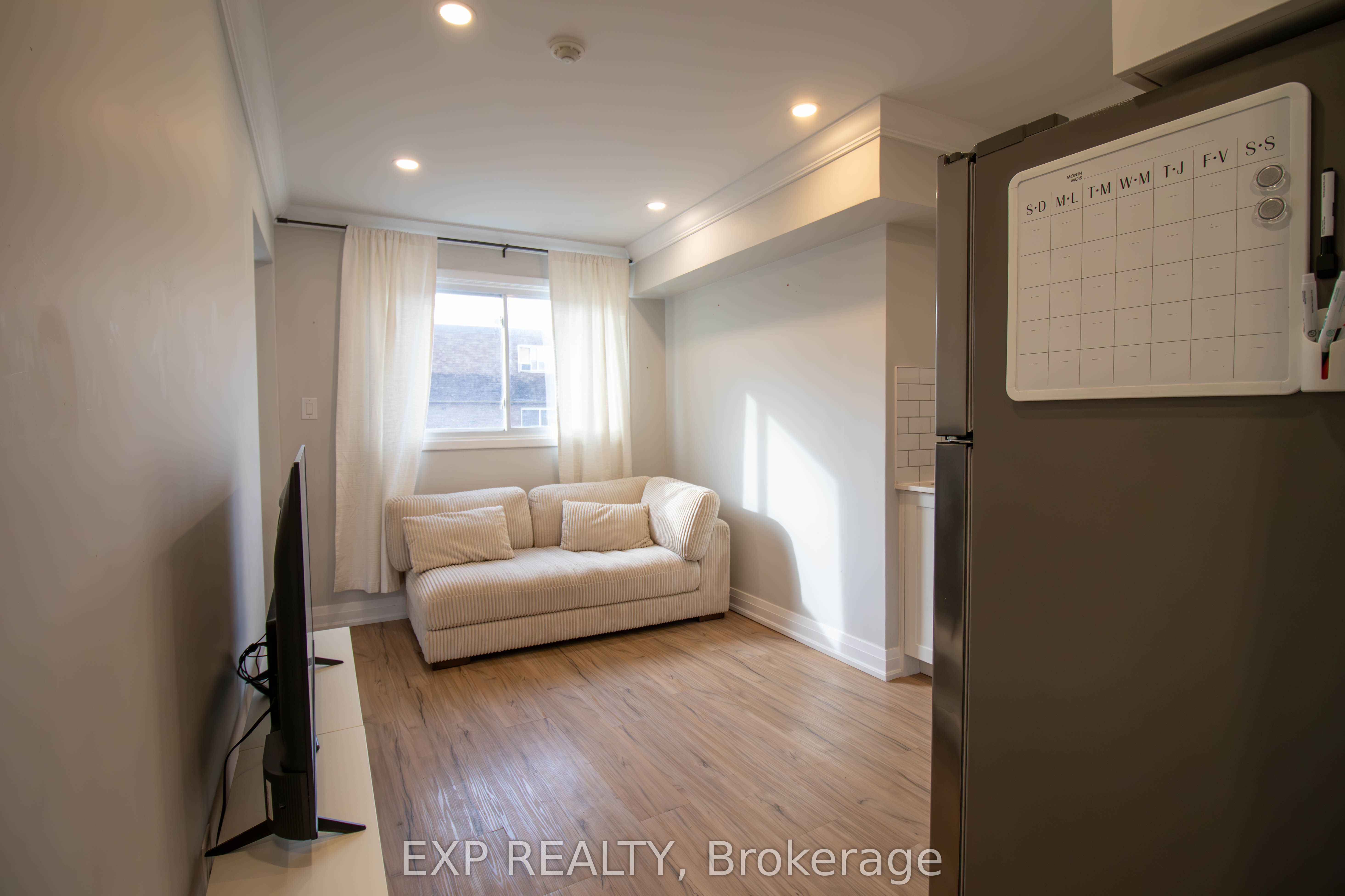 81 Empire Street Property Photo 25
