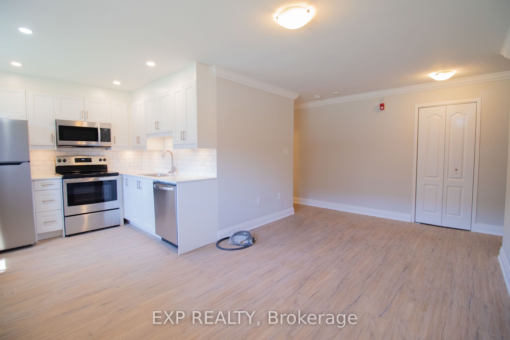 81 Empire Street Property Photo 29