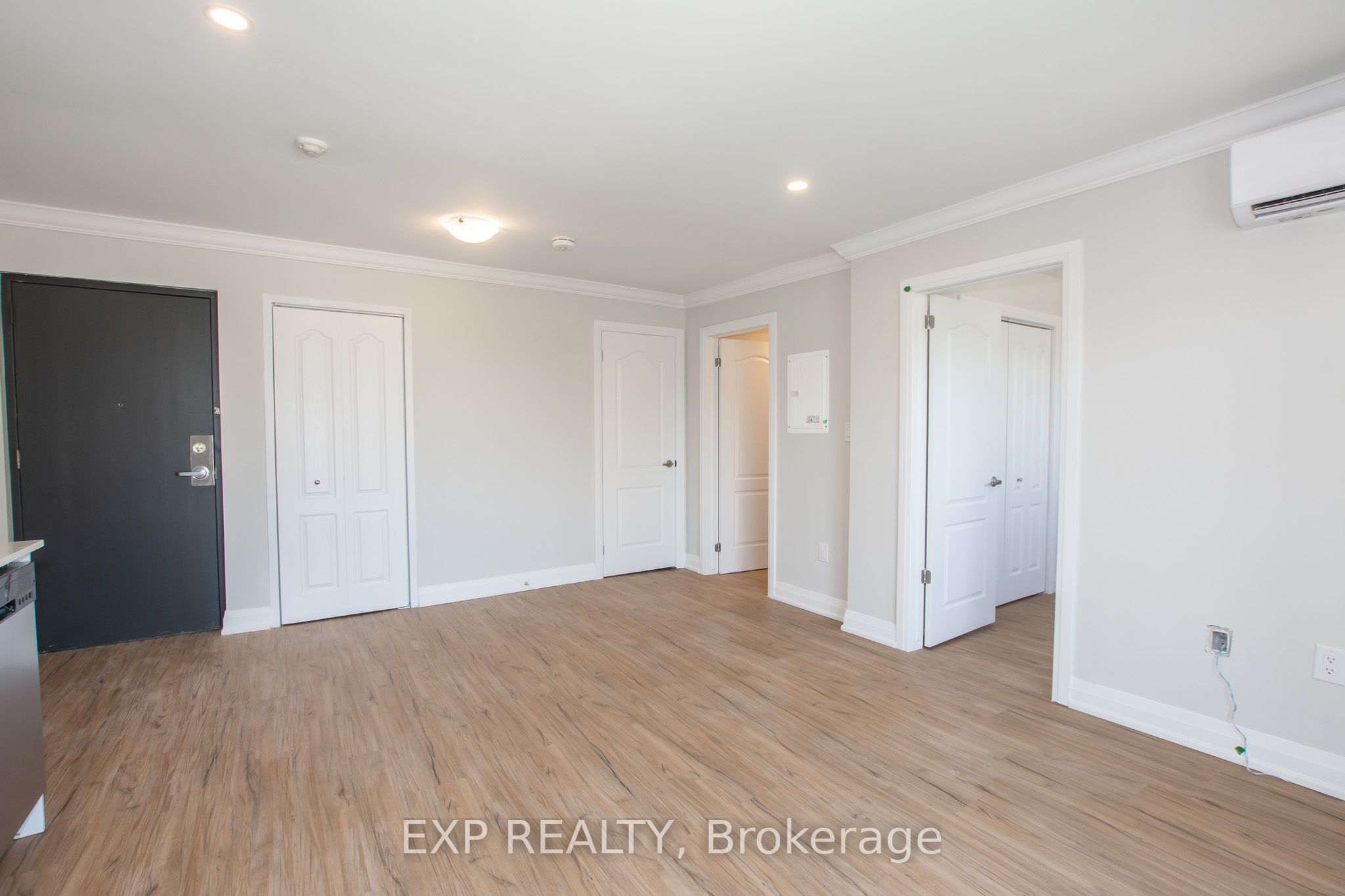 81 Empire Street Property Photo 41