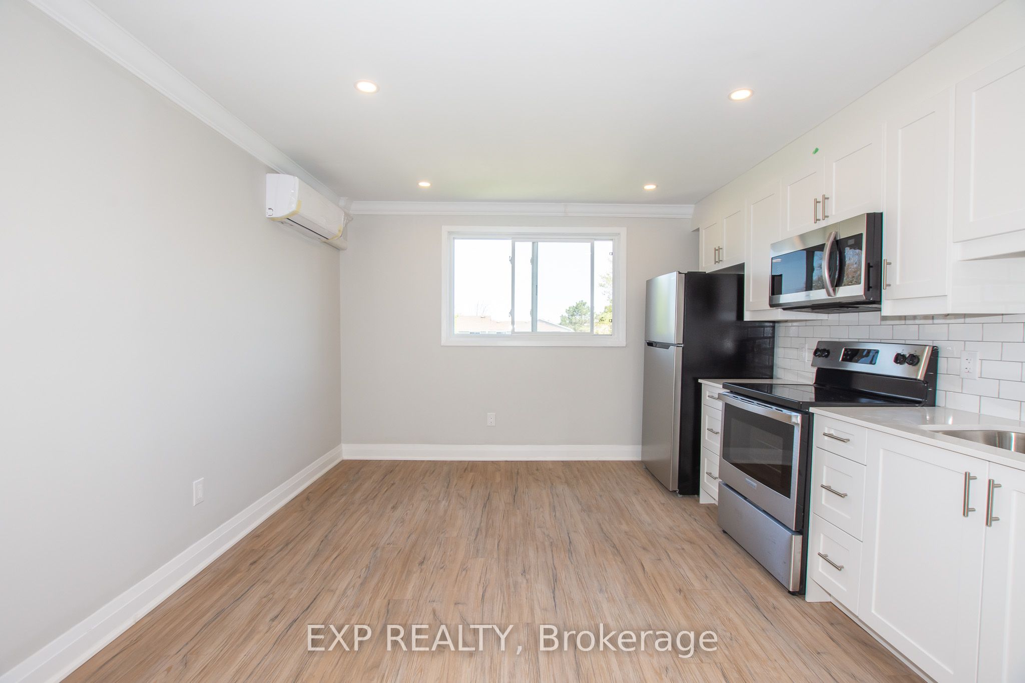 81 Empire Street Property Photo 46