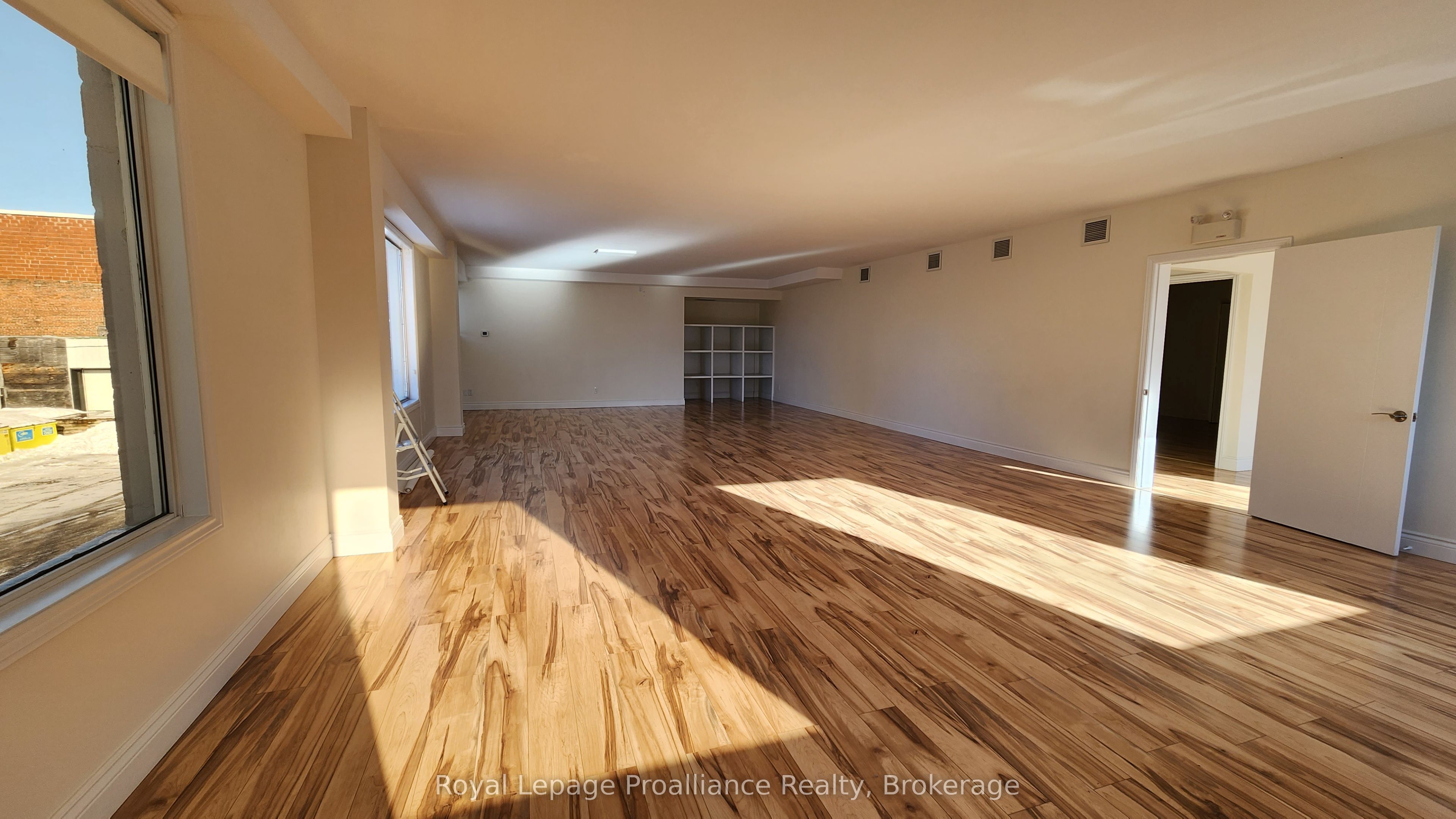354 Pinnacle Street C Property Photo 15
