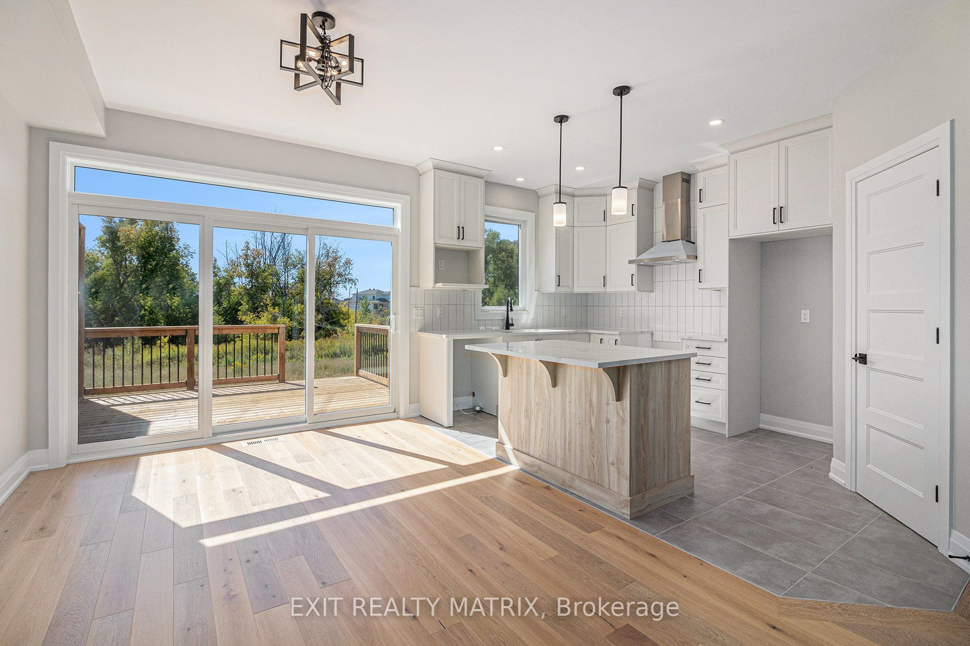 181 Carpe Street Property Photo 4
