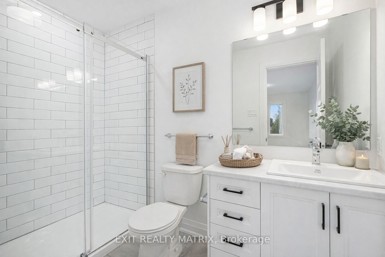 181 Carpe Street Property Photo 9