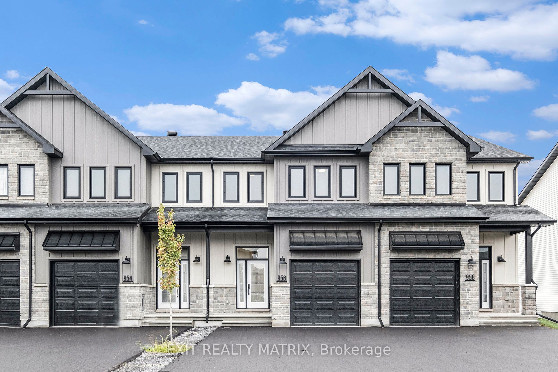 185 Carpe Street Property Photo 1