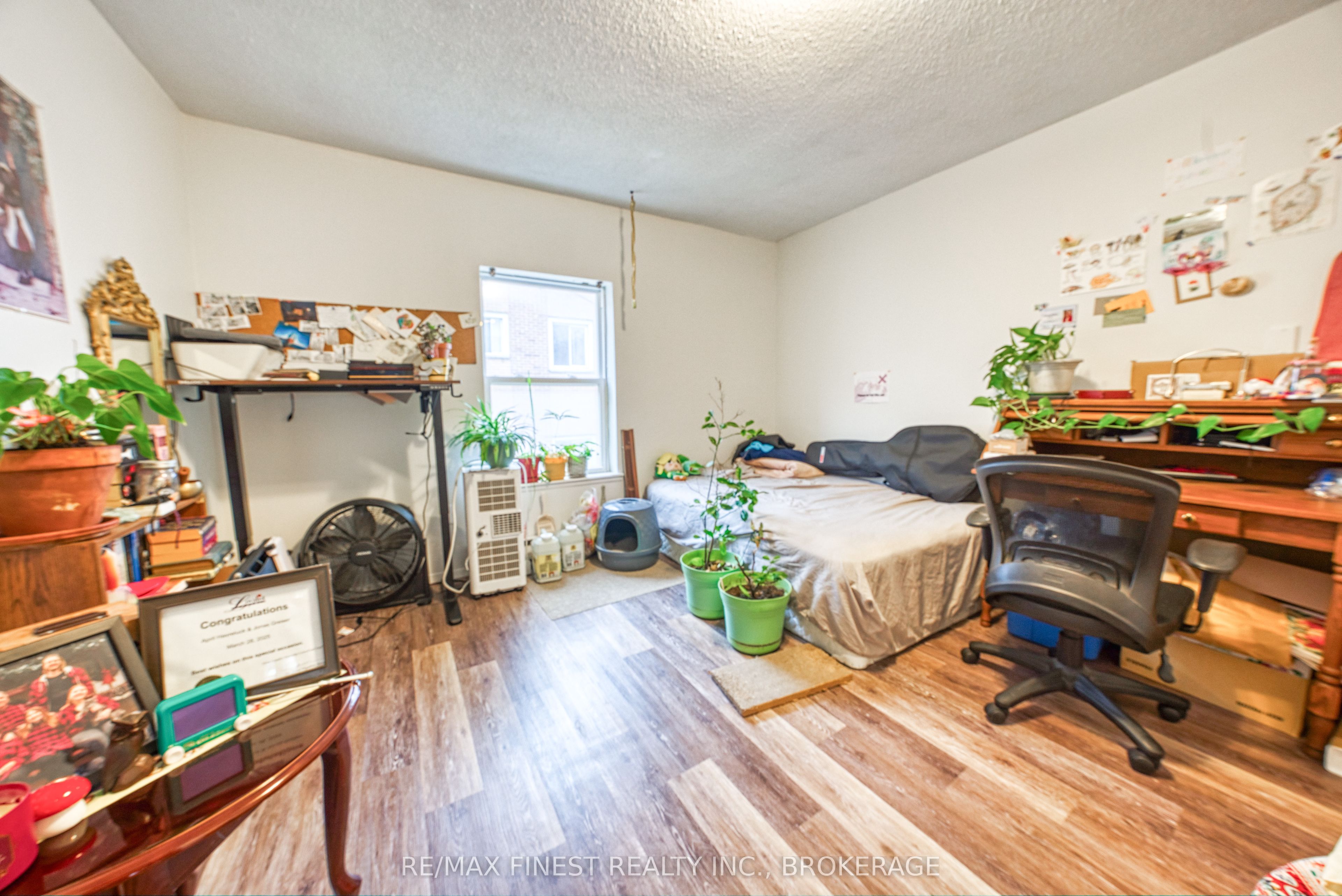 271-273 Rideau Street Property Photo 9