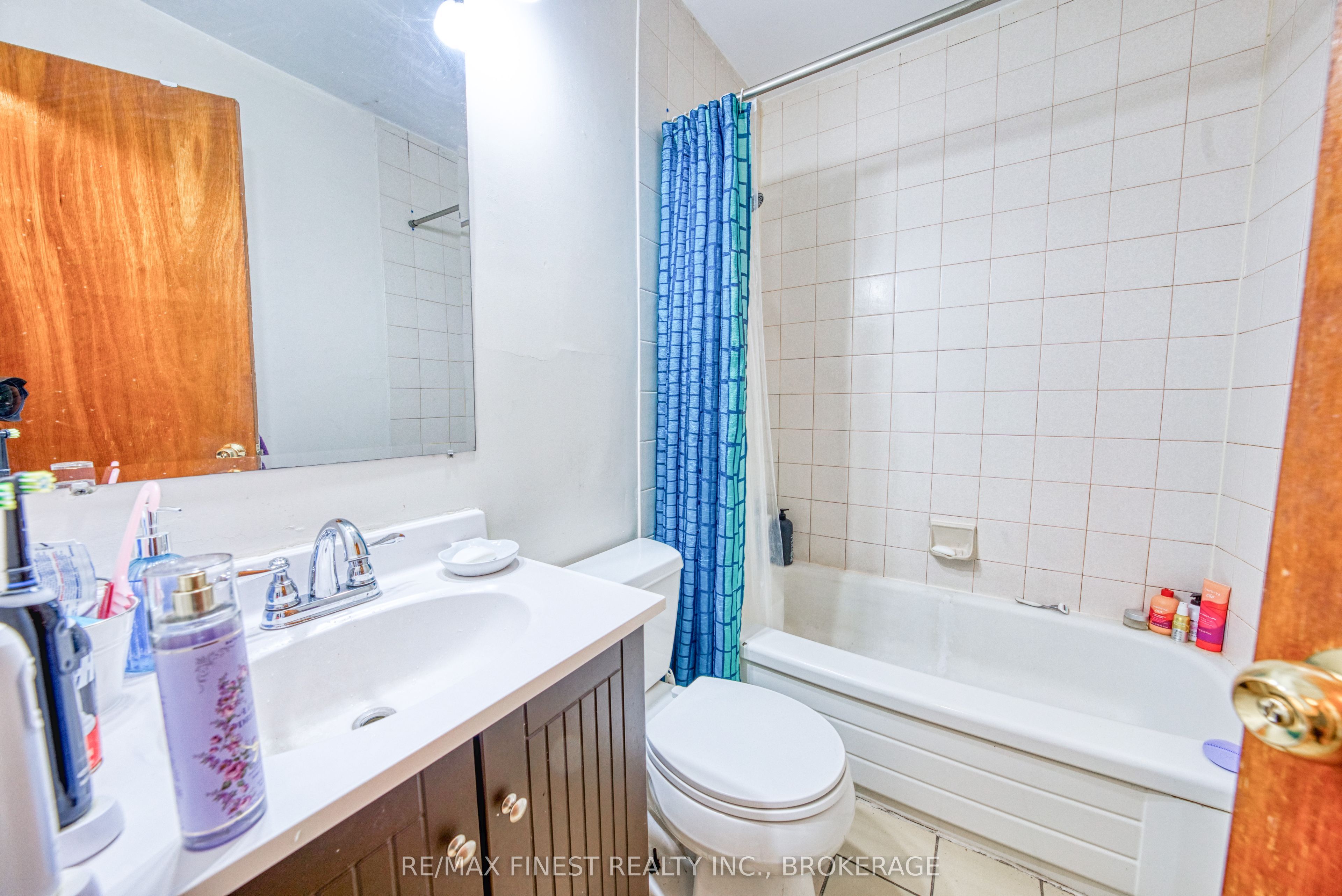 271-273 Rideau Street Property Photo 15