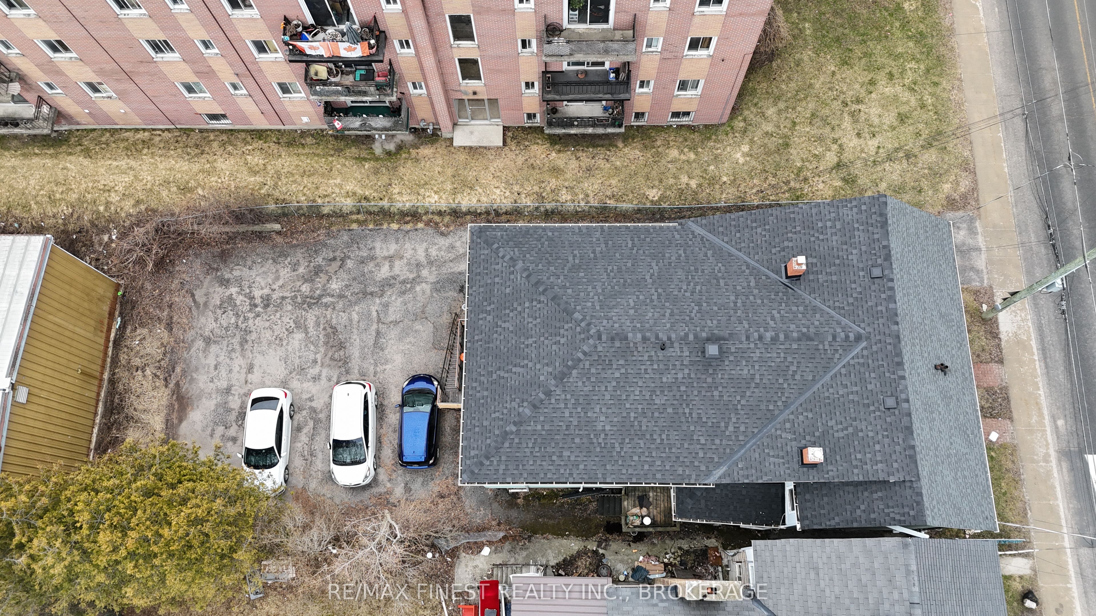 271-273 Rideau Street Property Photo 28