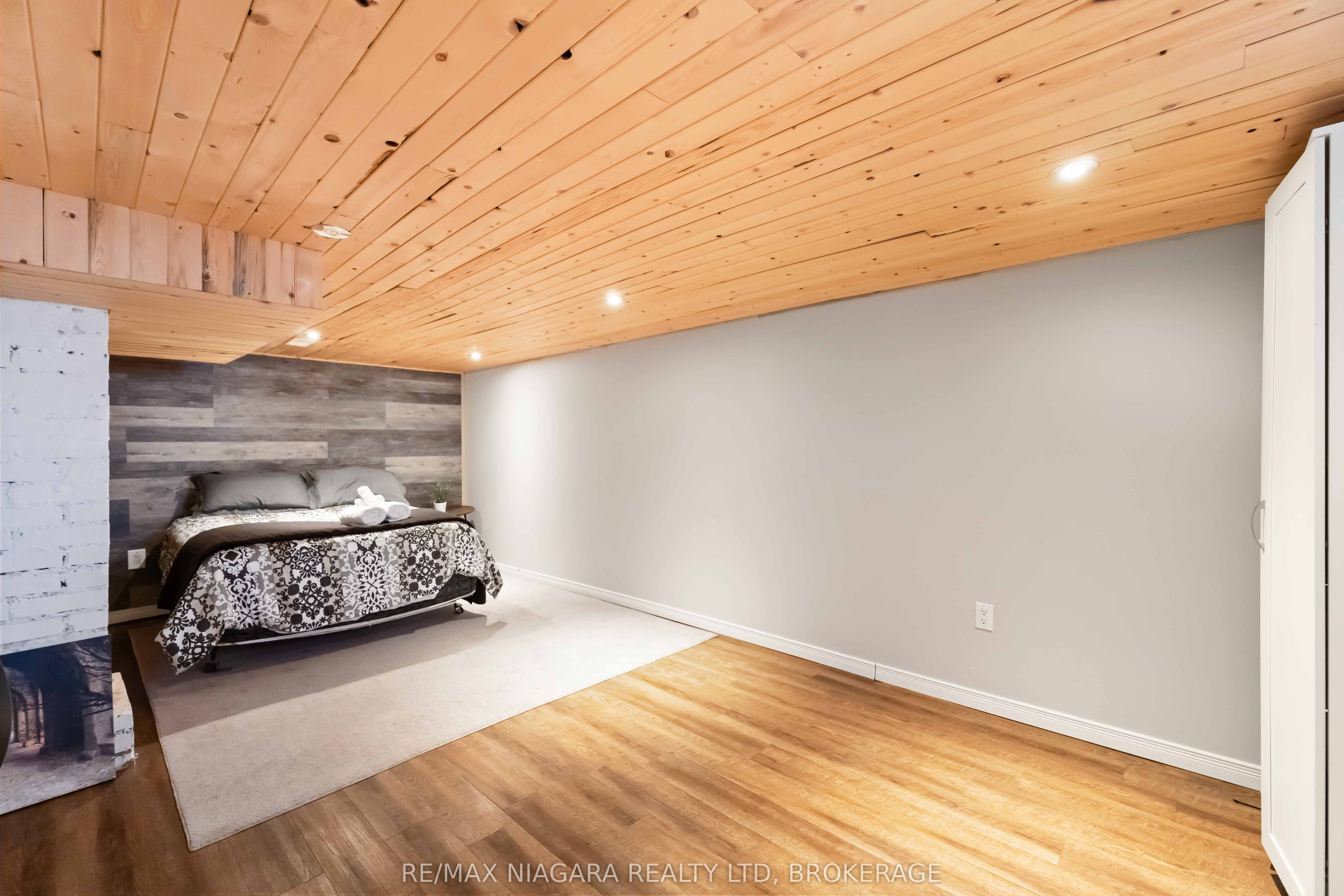 1459 Niagara Stone Road Property Photo 32