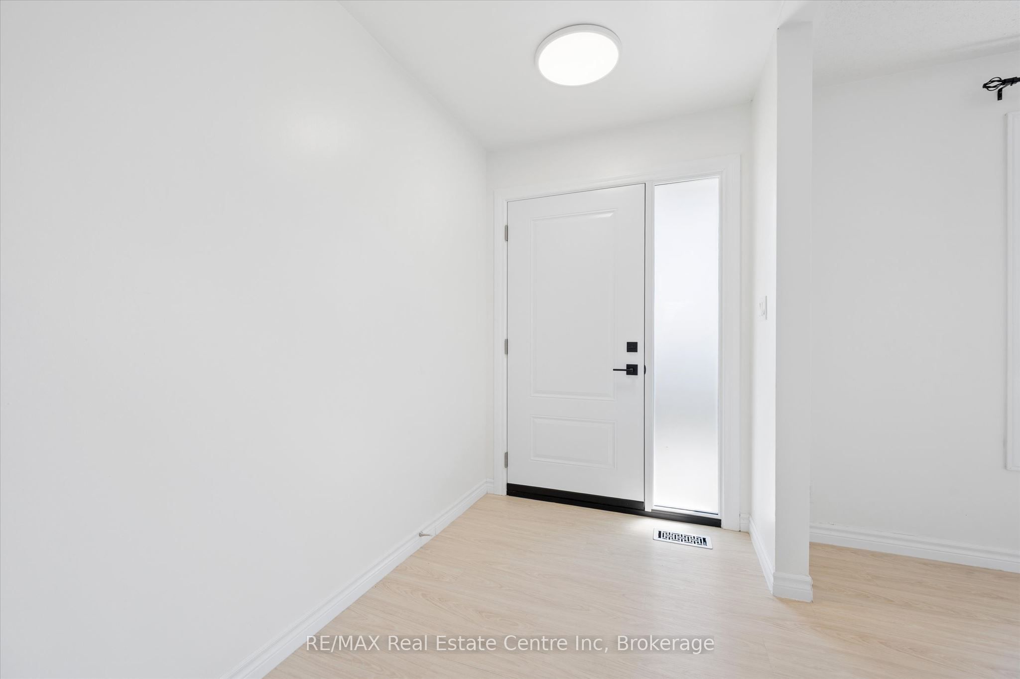 6 Eastview Road Property Photo 6