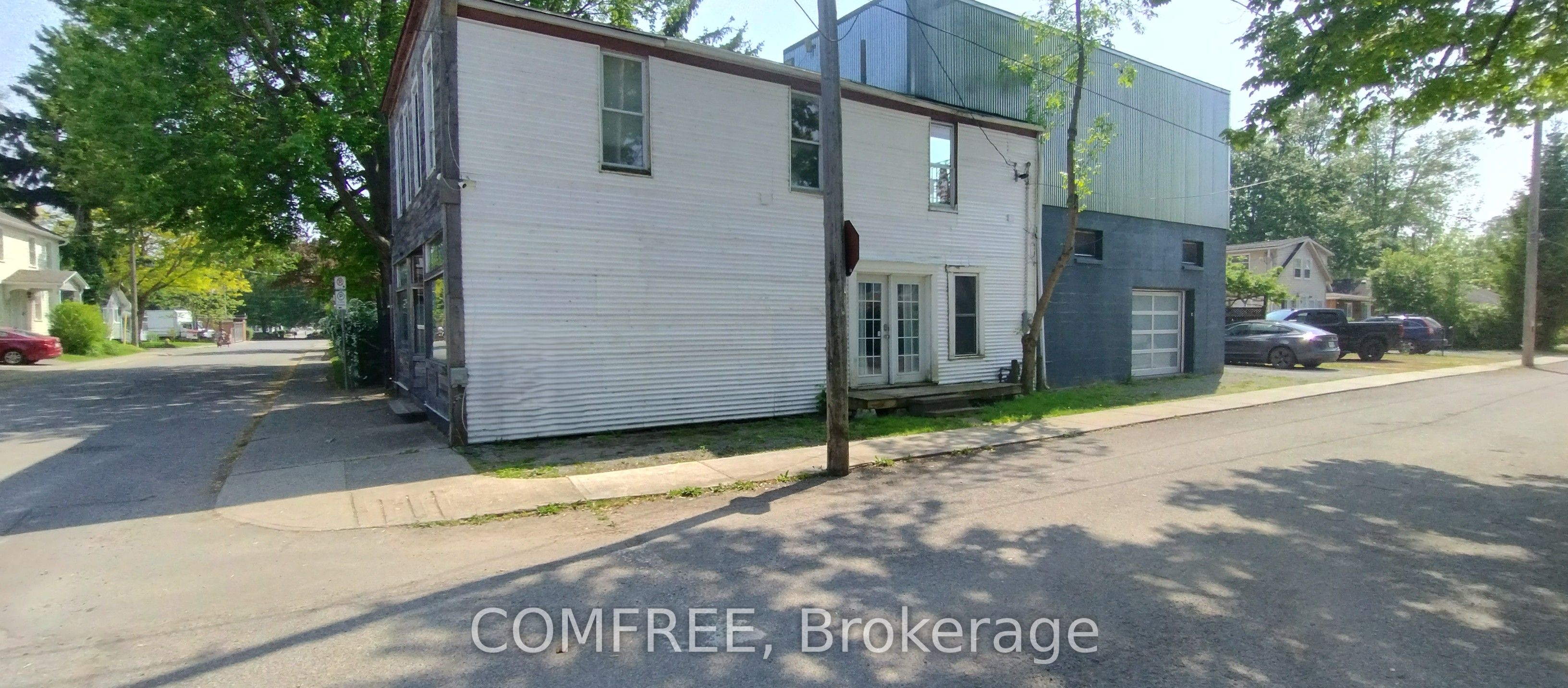 301 Derby Road Property Photo 3