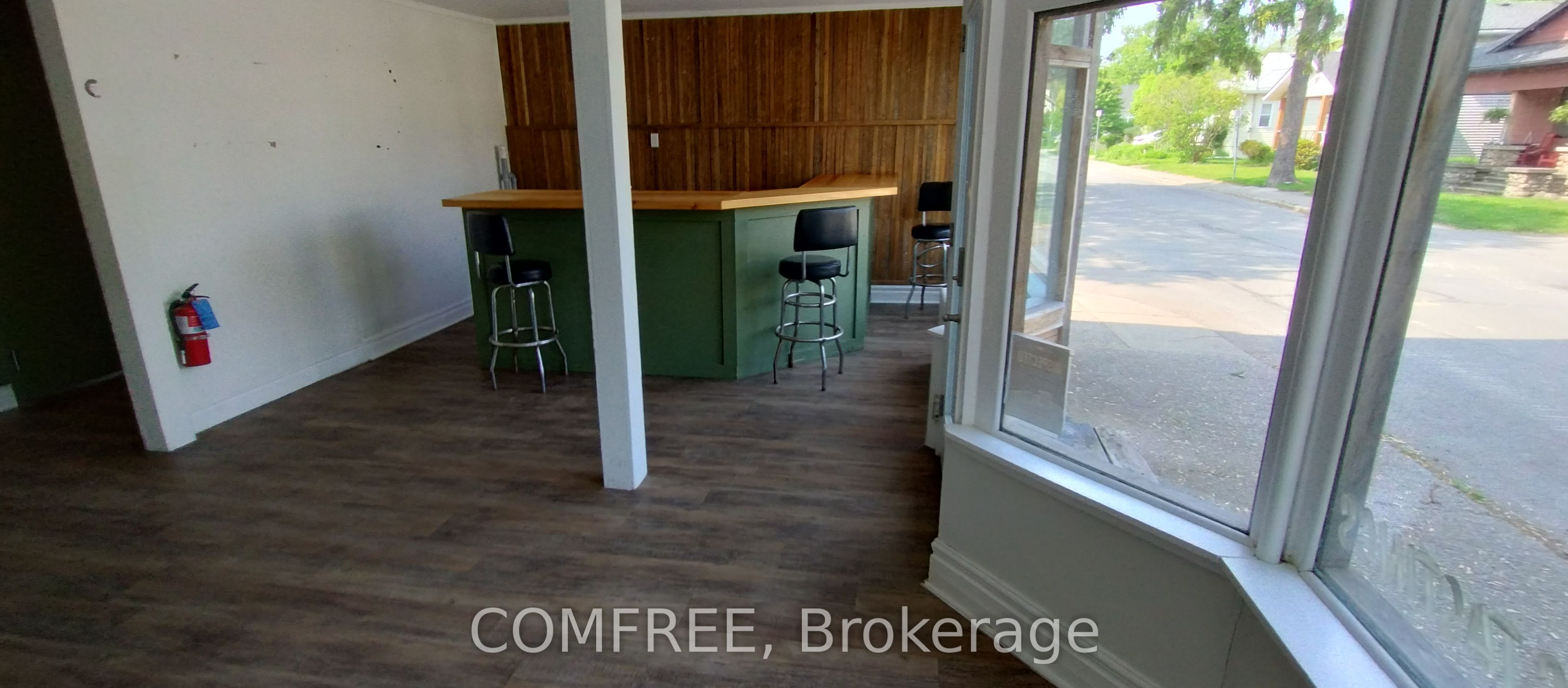 301 Derby Road Property Photo 5