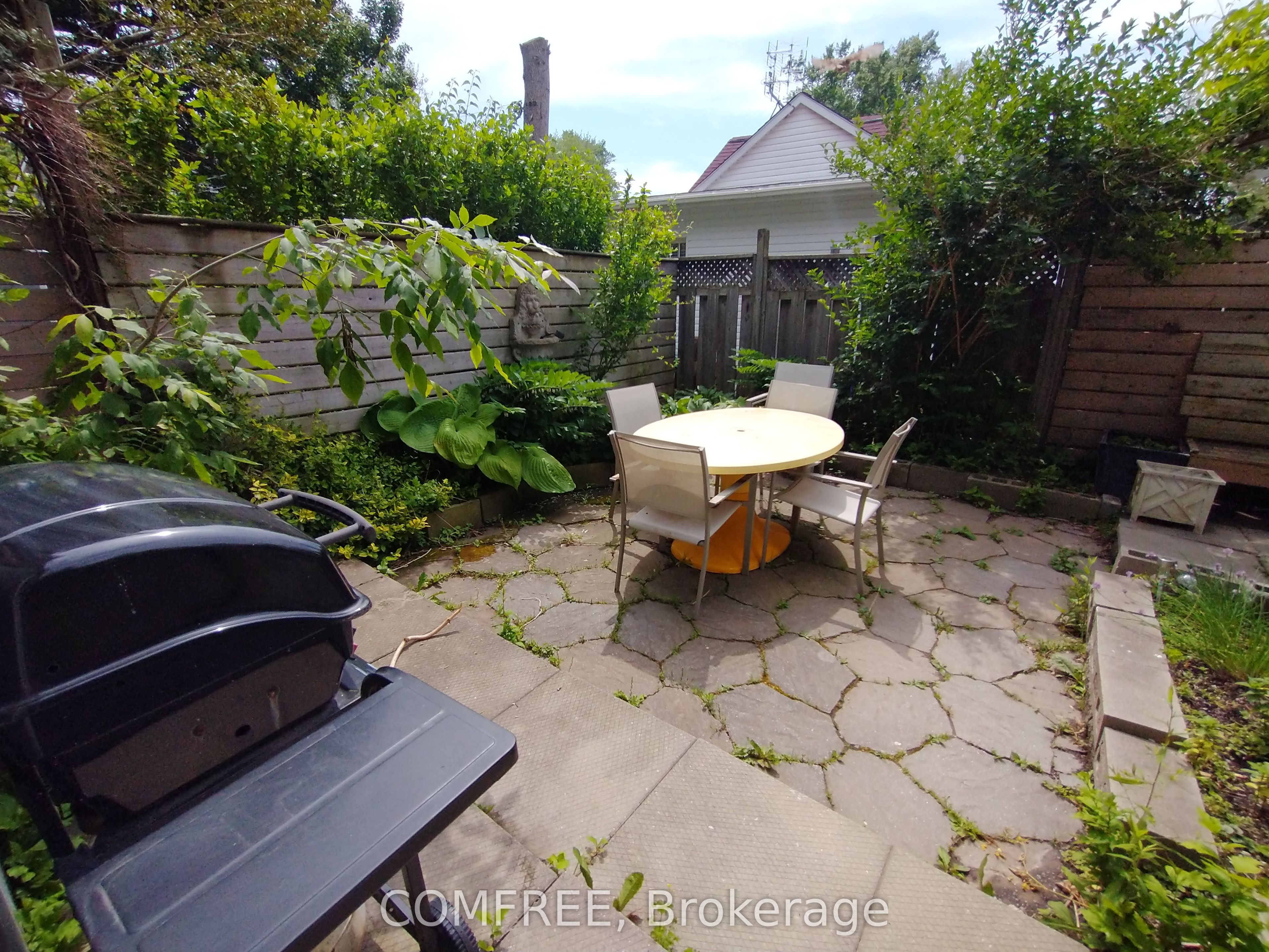 301 Derby Road Property Photo 35